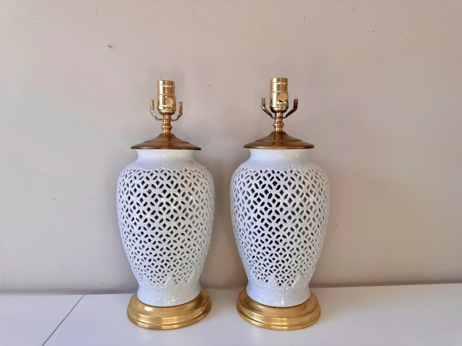 Late 20th Century Chinese Bok Choy Porcelain Cut Out Lattice Table Lamps With Brass Accents: A Pair - 2