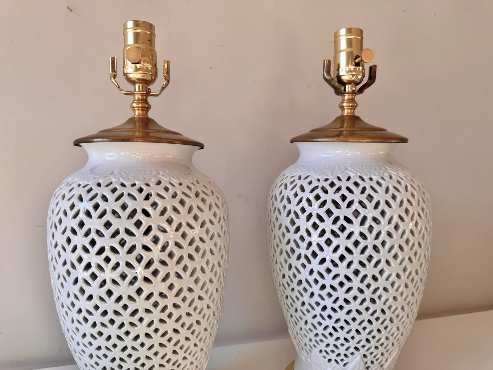 Late 20th Century Chinese Bok Choy Porcelain Cut Out Lattice Table Lamps With Brass Accents: A Pair - 3