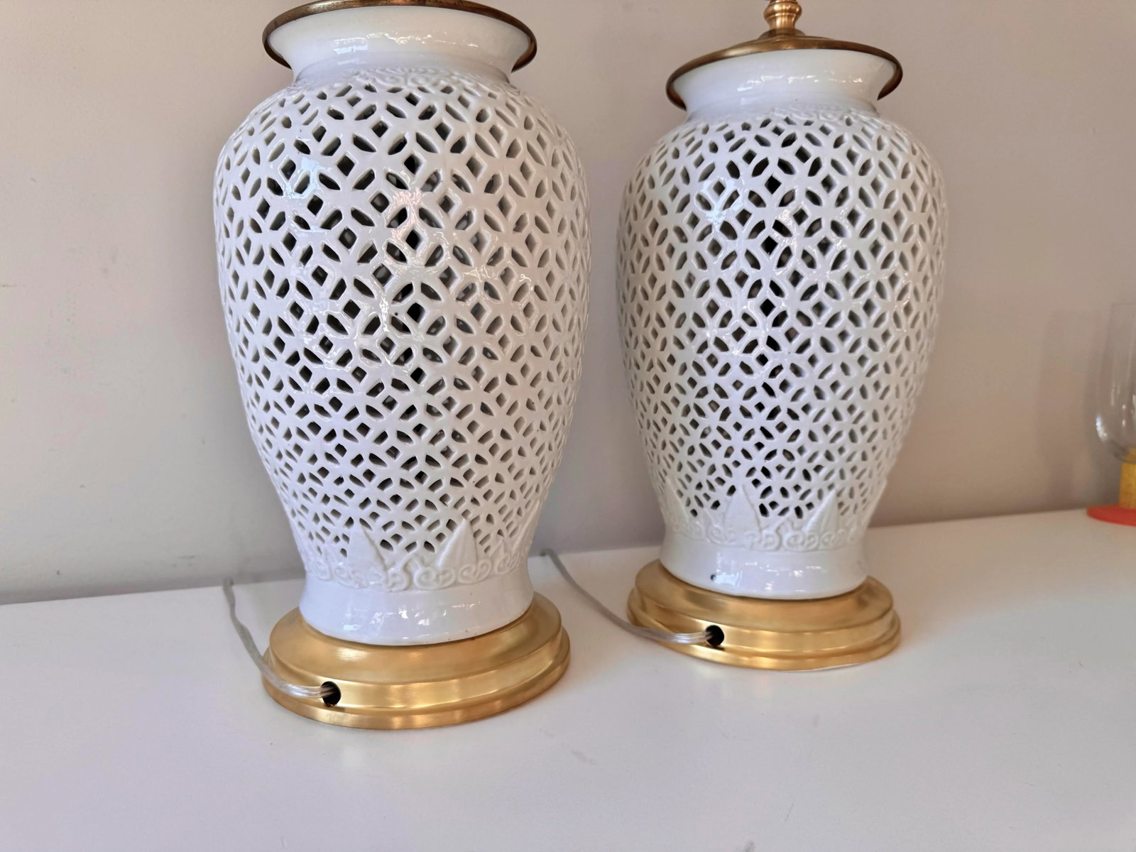 Late 20th Century Chinese Bok Choy Porcelain Cut Out Lattice Table Lamps With Brass Accents: A Pair - 4