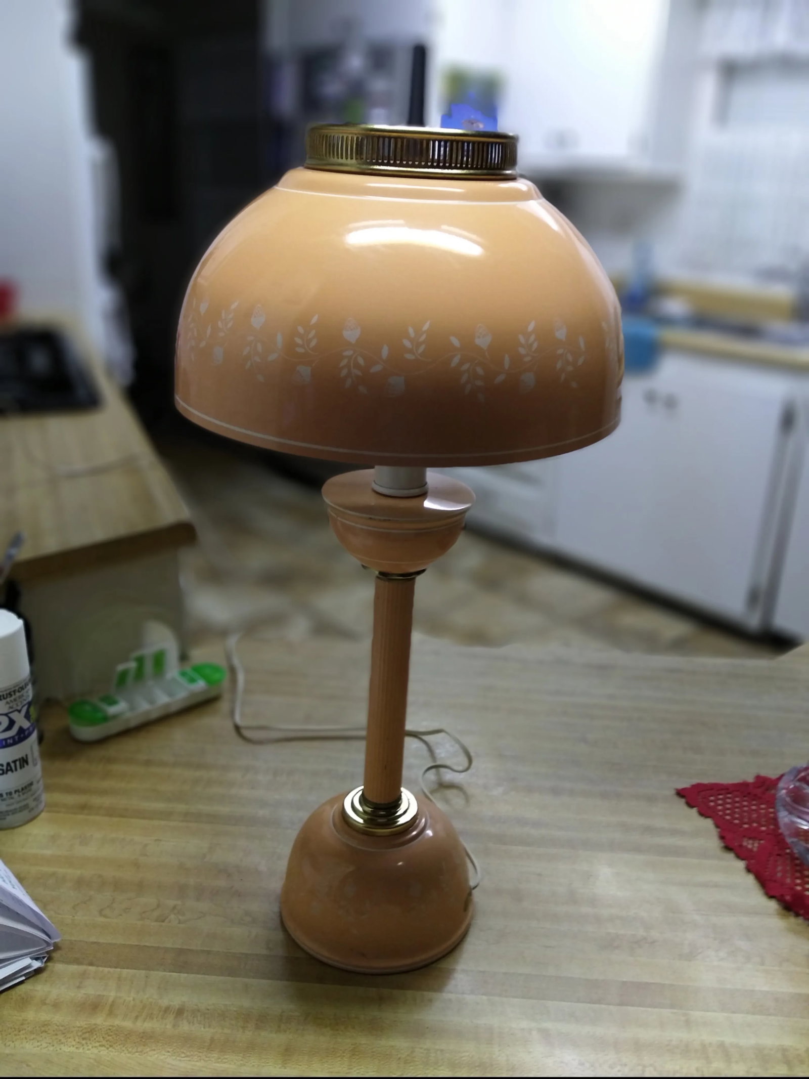 1950s Metal and Brass Toleware Table Lamp - 8