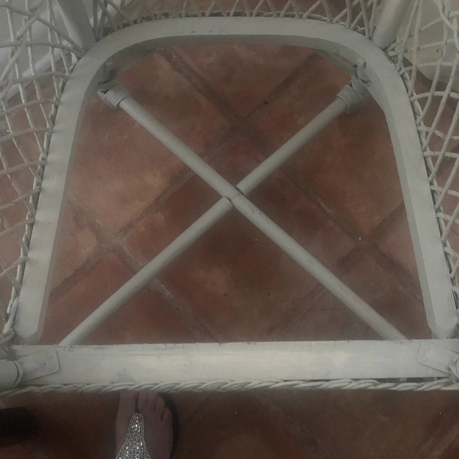 Vintage White Wicker Chair With Vintage Coverlet Cushion - 11