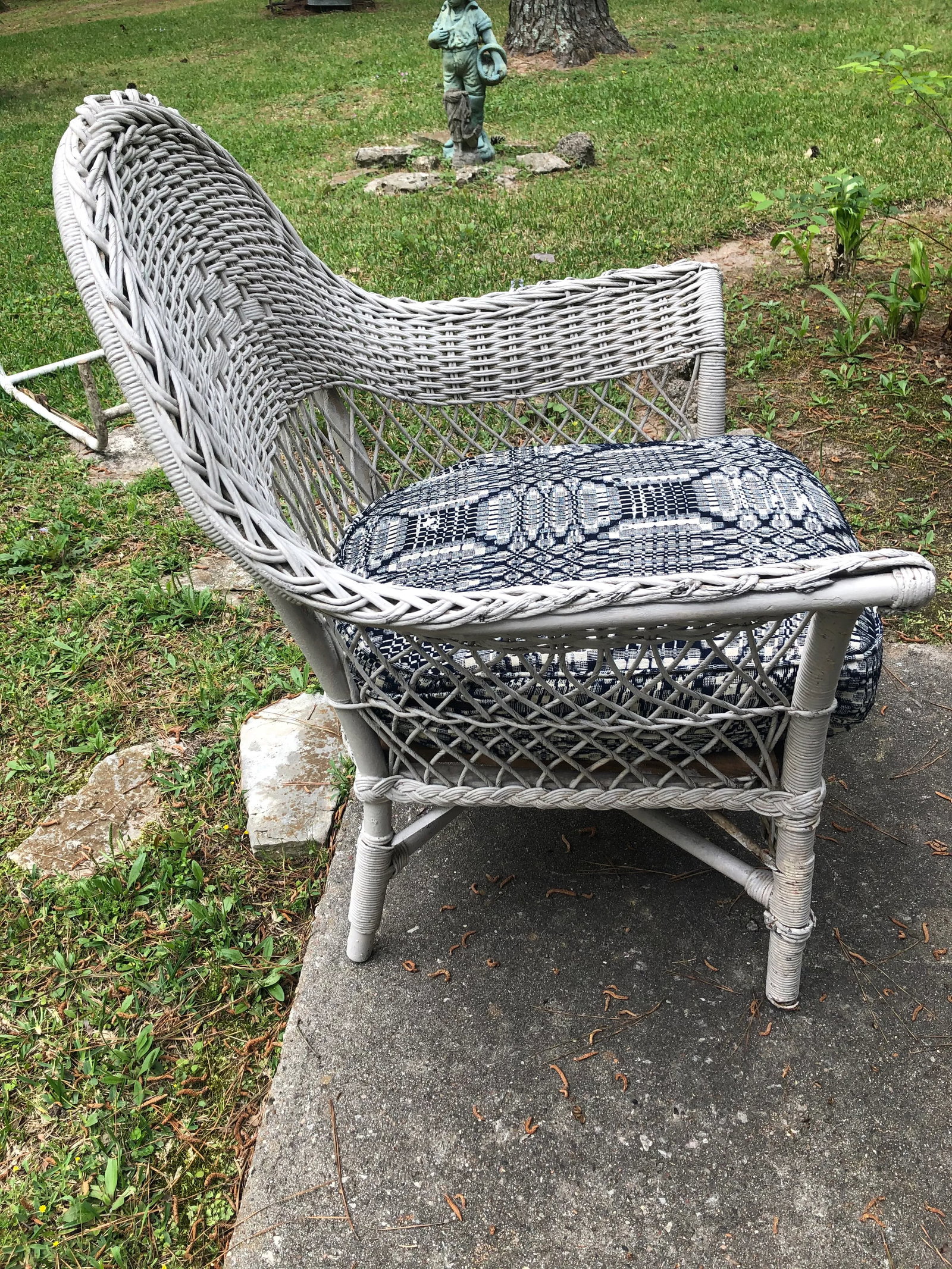 Vintage White Wicker Chair With Vintage Coverlet Cushion - 2