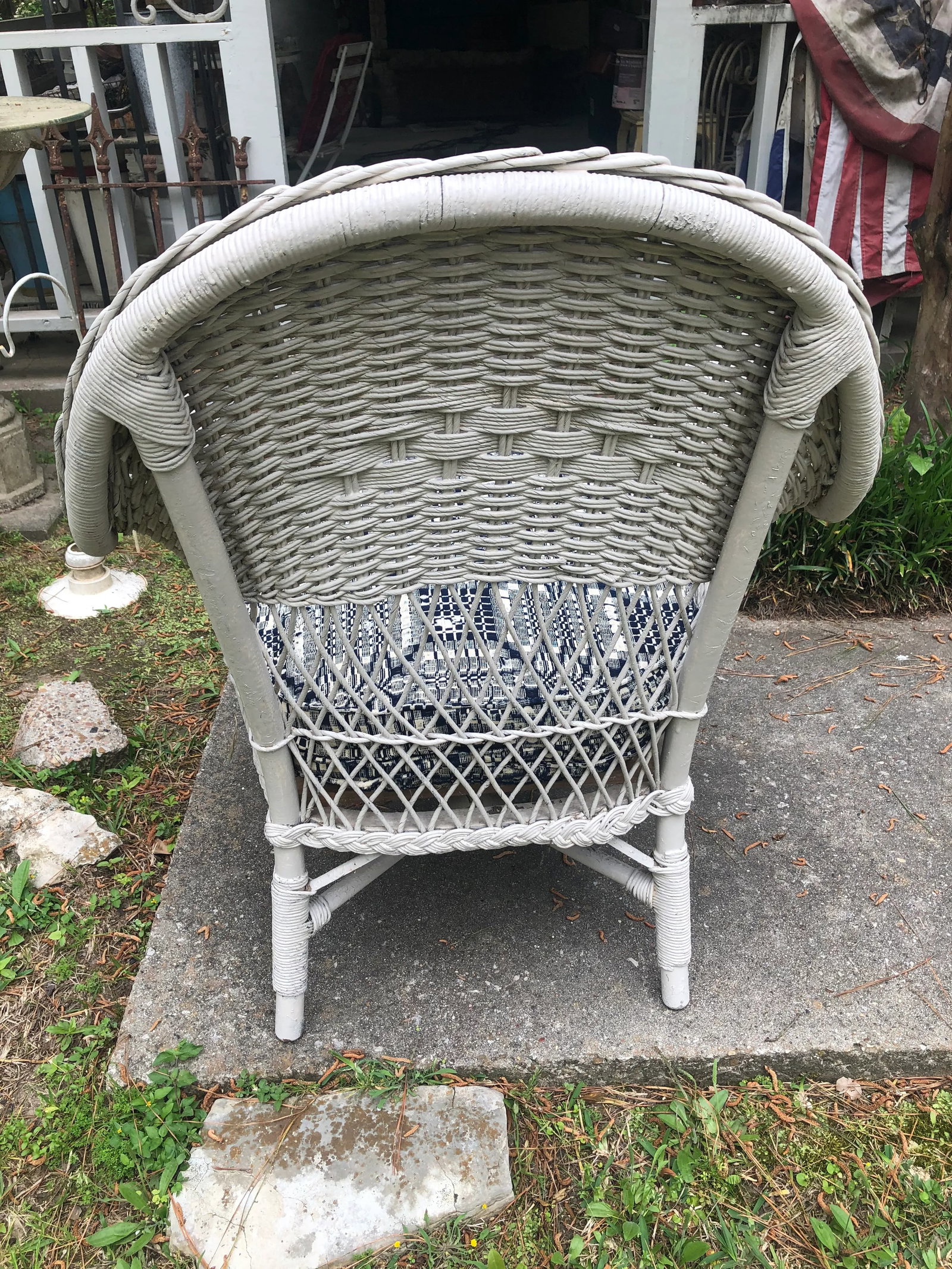 Vintage White Wicker Chair With Vintage Coverlet Cushion - 4
