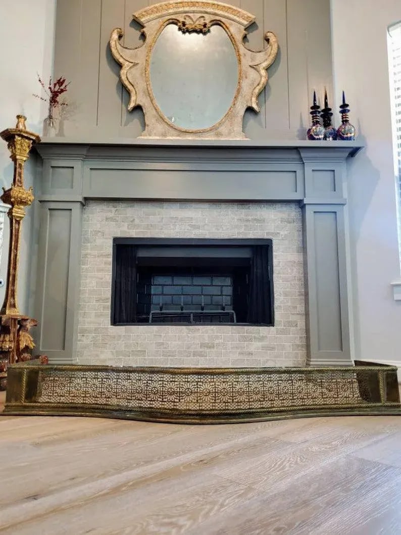 Large 18th/19th Century English Brass Fireplace Fender - 10