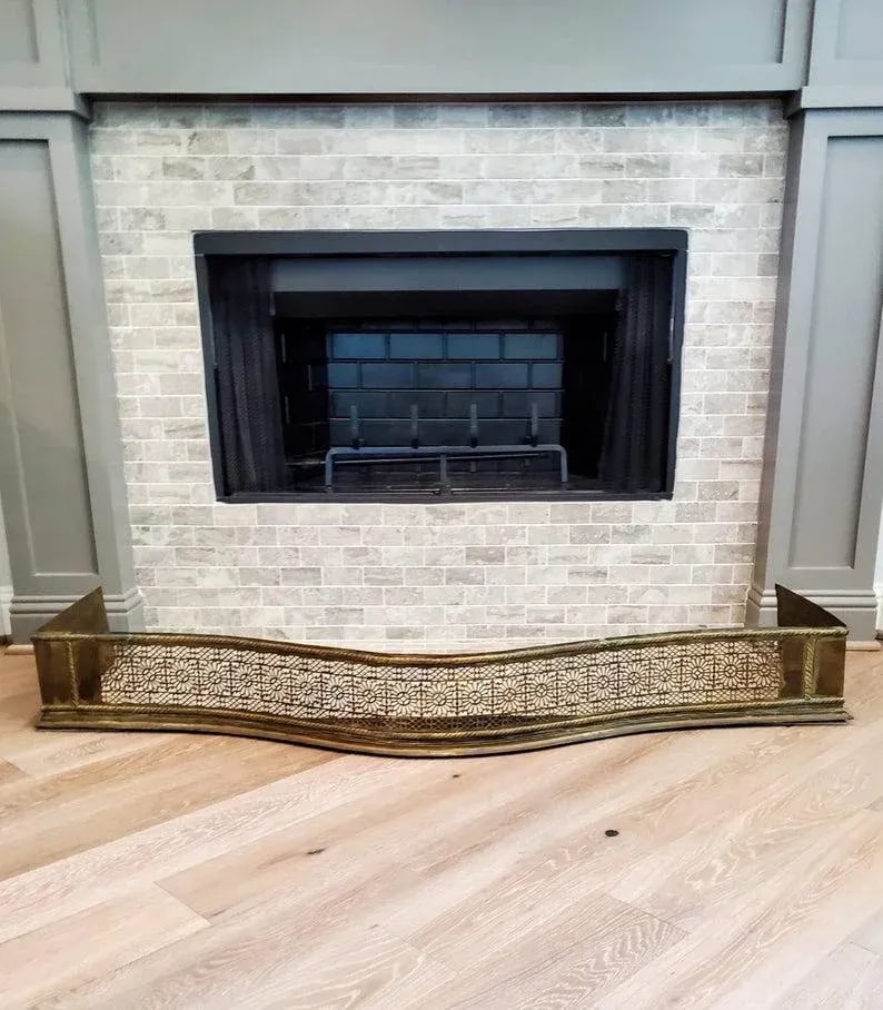 Large 18th/19th Century English Brass Fireplace Fender - 2