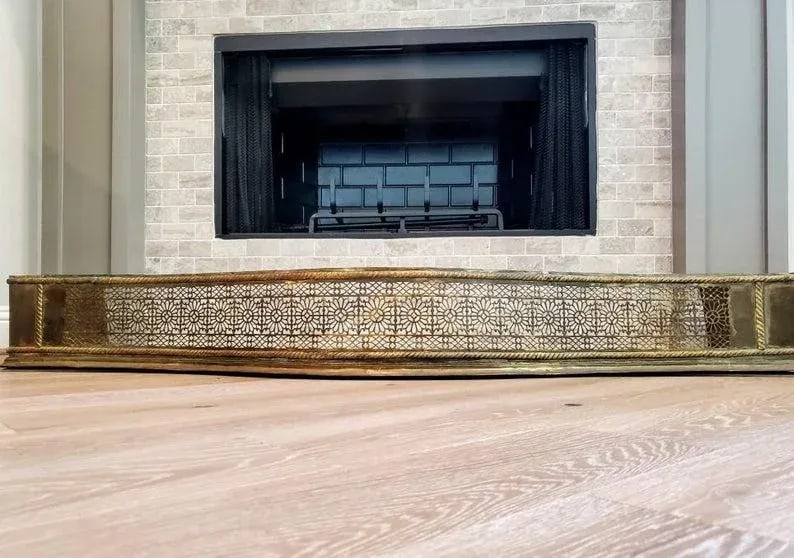 Large 18th/19th Century English Brass Fireplace Fender - 4