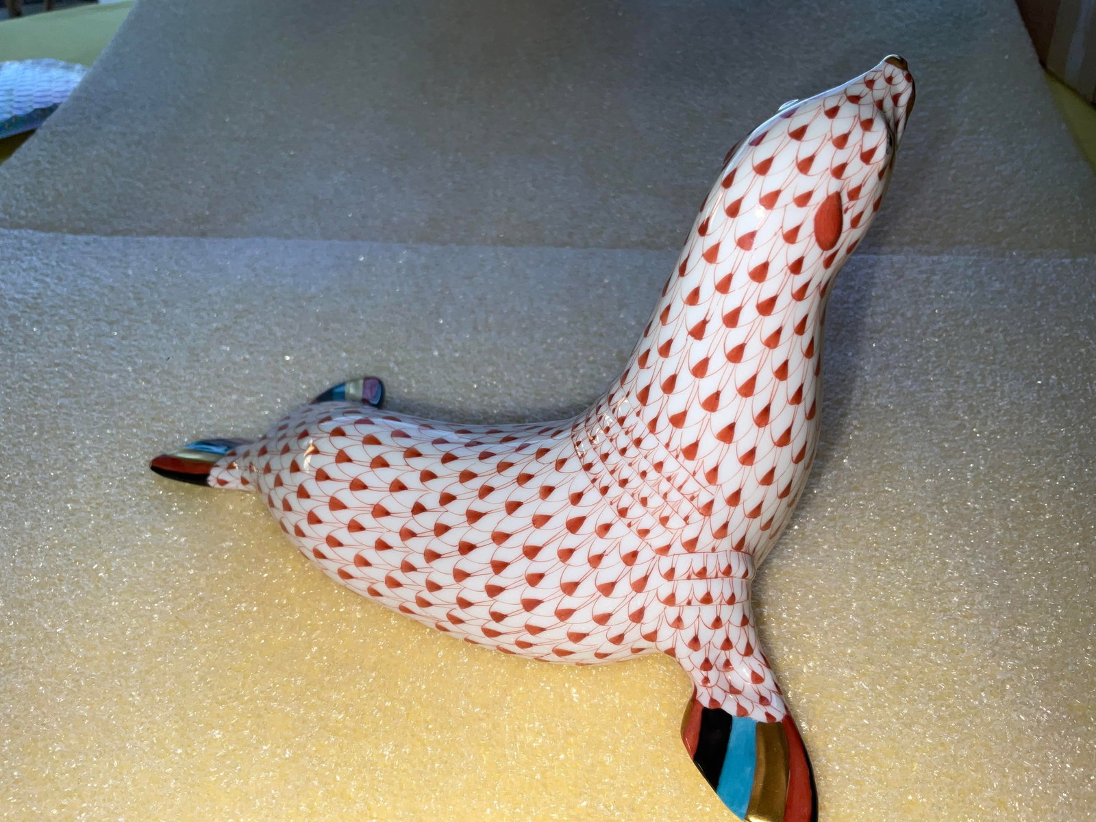 Herend Rust Fishnet Seal - 3