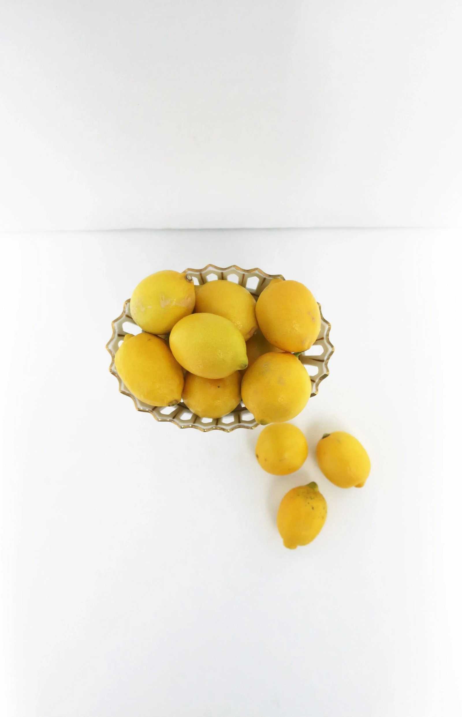 French White and Gold Pierced Porcelain Compote Basket - 7