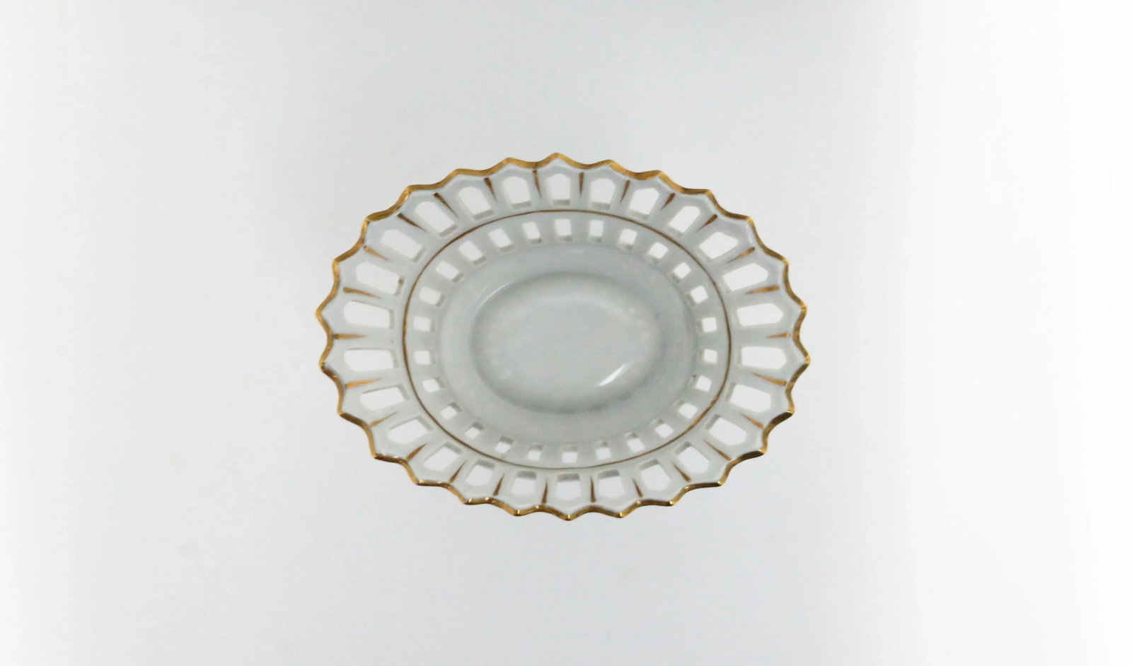 French White and Gold Pierced Porcelain Compote Basket - 9