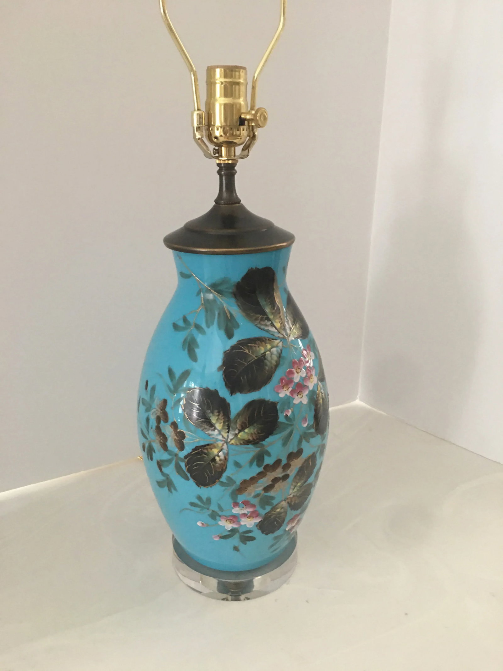 Bristol Glass Lamp on Lucite Base Table Lamp - 3