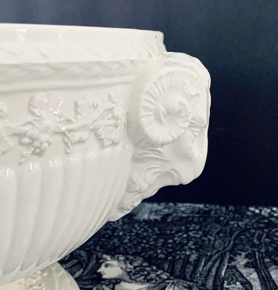 Wedgwood Queen's Ware Pedestal Bowl With Ram's Head Handles - 4