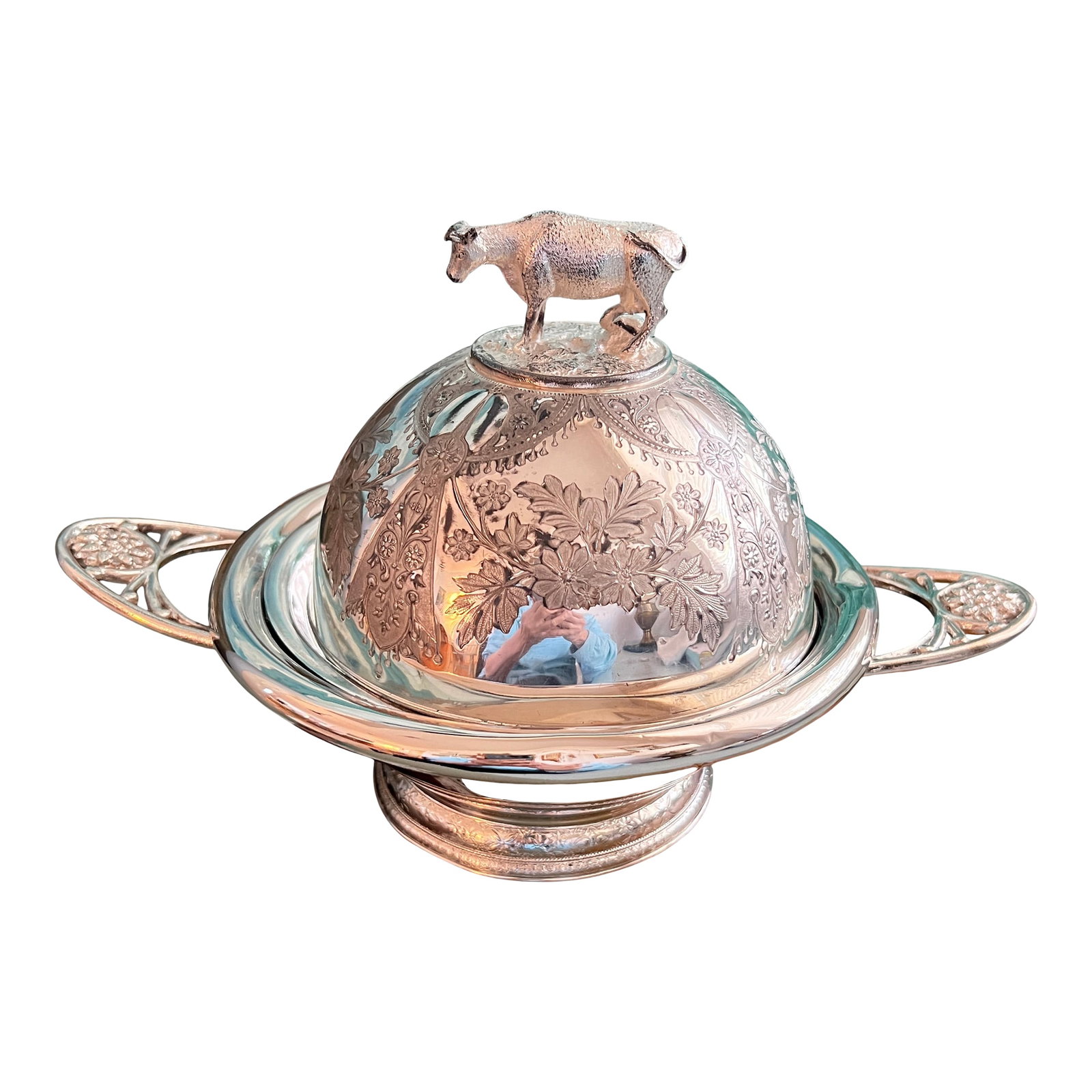 Antique Victorian Quadruple Silverplate Butter Cooler With Cow Finial and Butter Knife by Meriden Br: Add a touch of elegance and history to your dining table with the Antique Victorian Quadruple Silverplate Butter Cooler by Meriden Britannia Co. This exquisite piece, complete with a charming cow