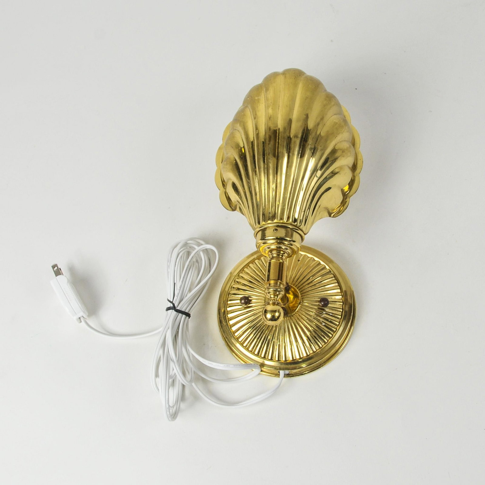 Vintage Brass Shell Wall Sconce - 11
