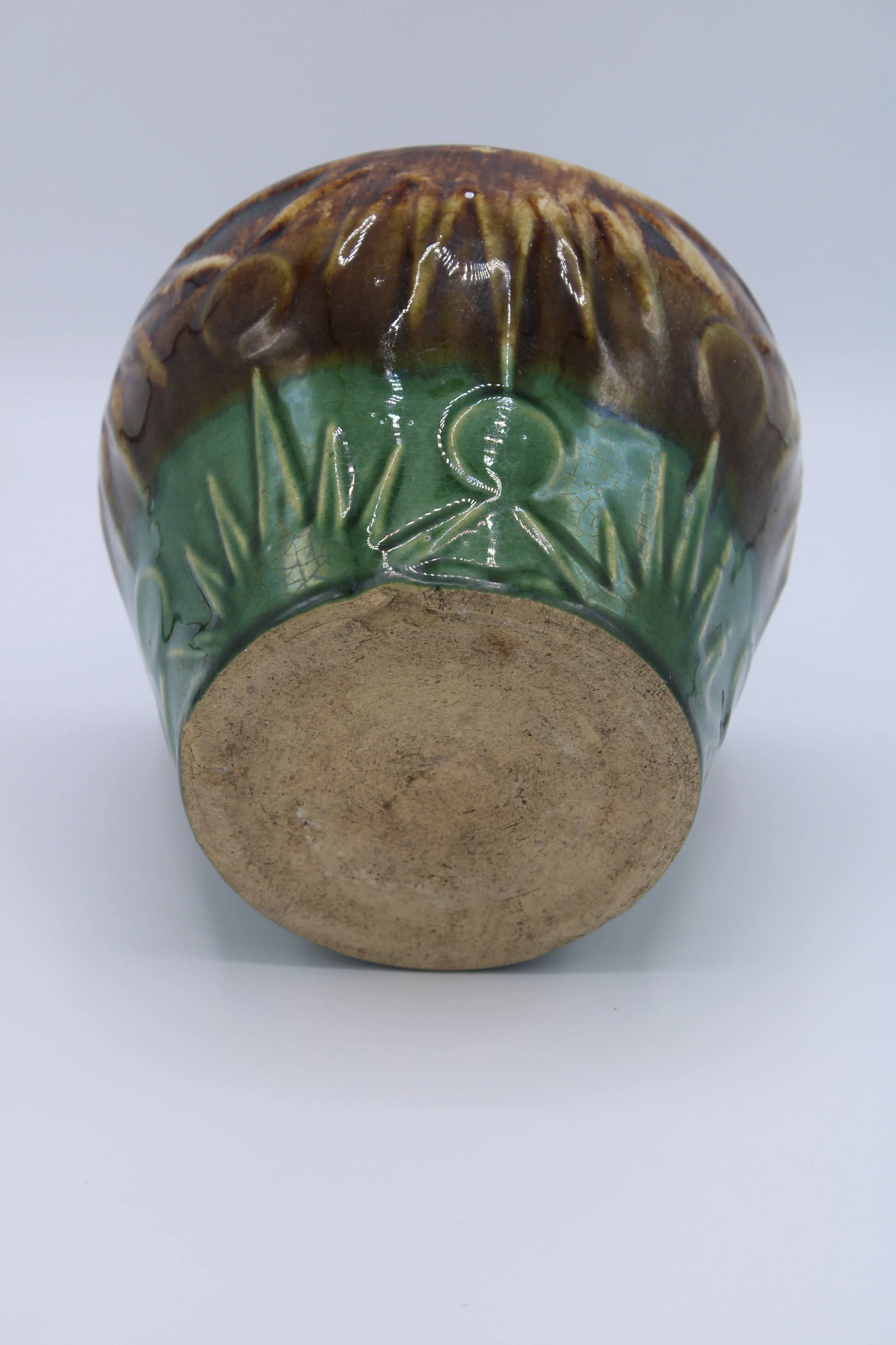 Vintage Boho Chic Hand Thrown Pottery Ceramic Flower Pot / Planter - 9