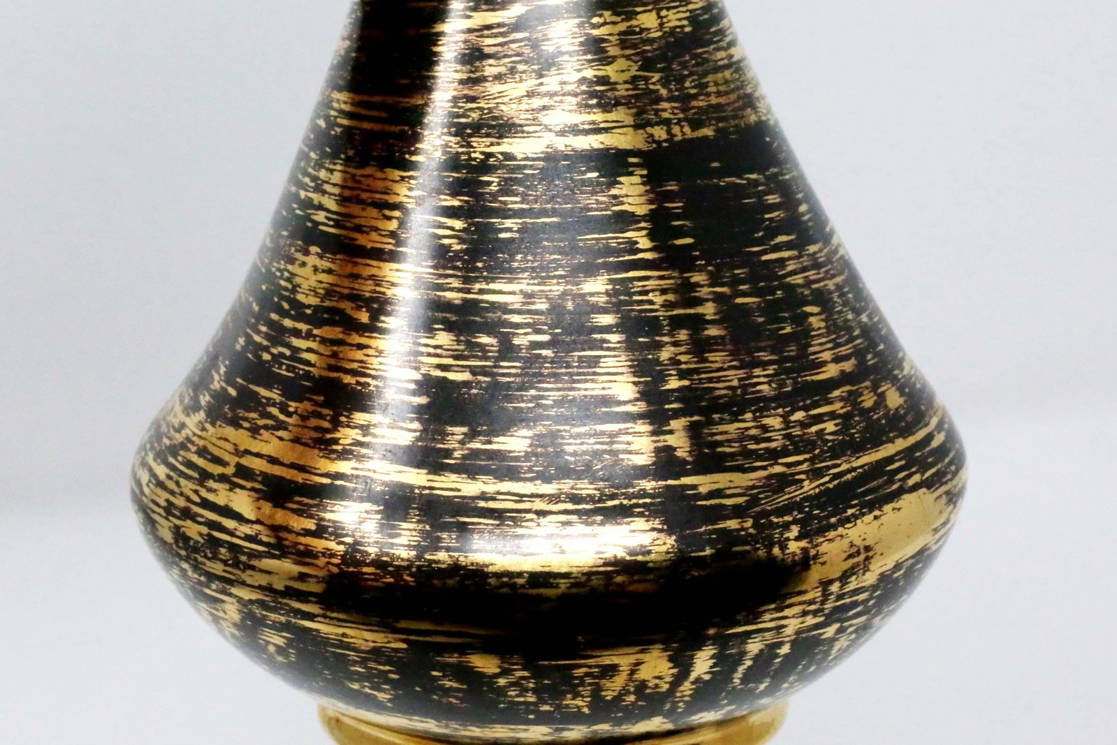 Vintage Stangl Pottery "Black Gold" Hand-Painted Vase - 5