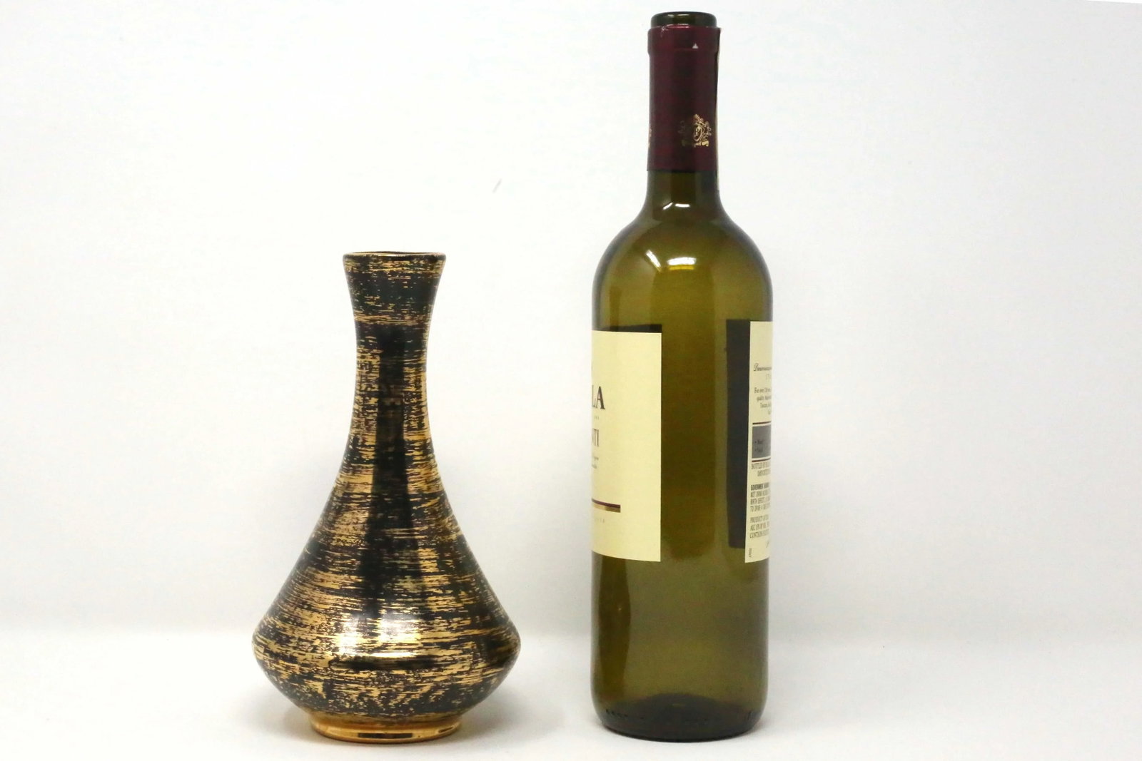 Vintage Stangl Pottery "Black Gold" Hand-Painted Vase - 7