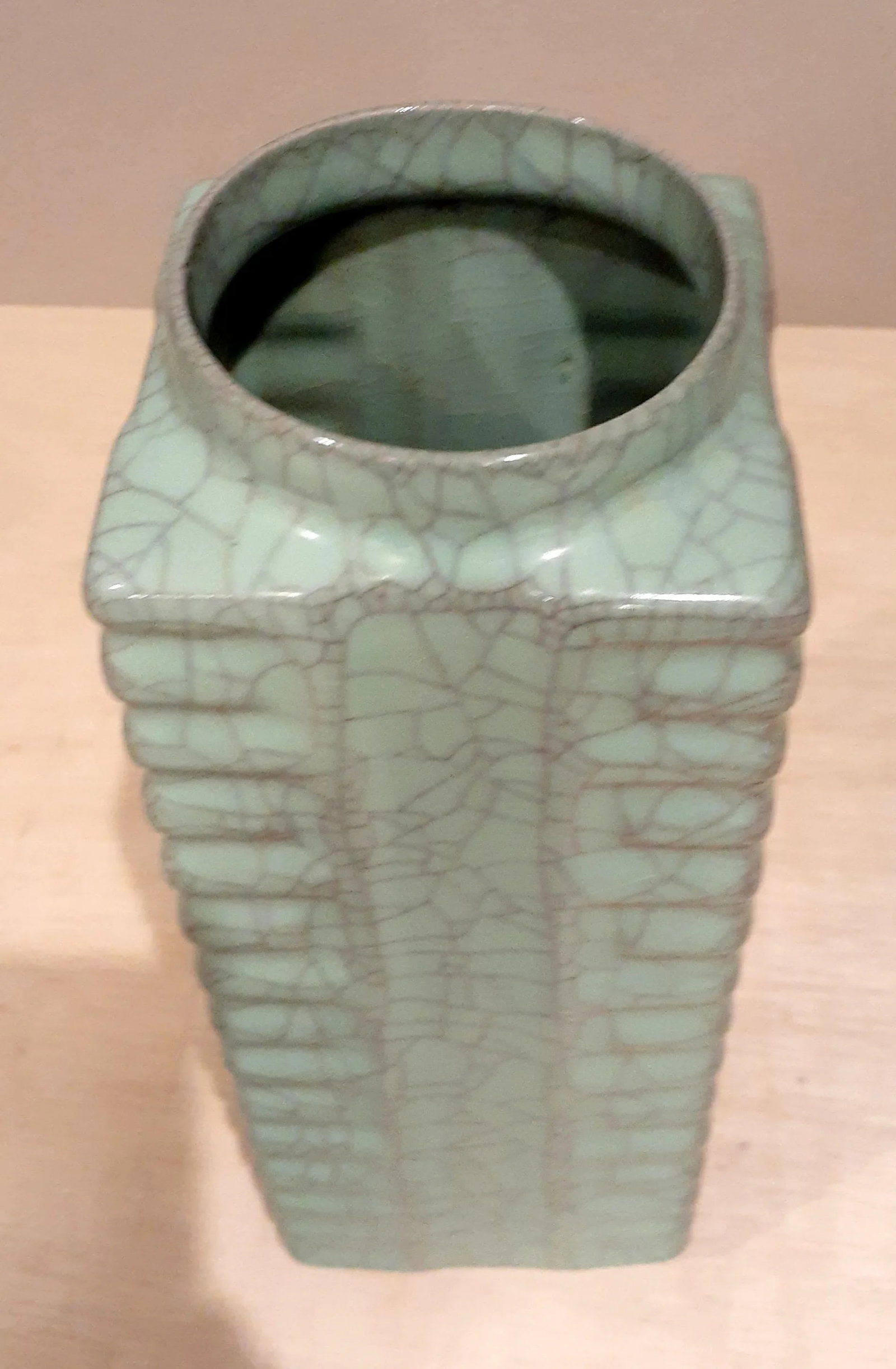 Early 20th Century Chinese Porcelain Guan Yao Cong Vase - 8