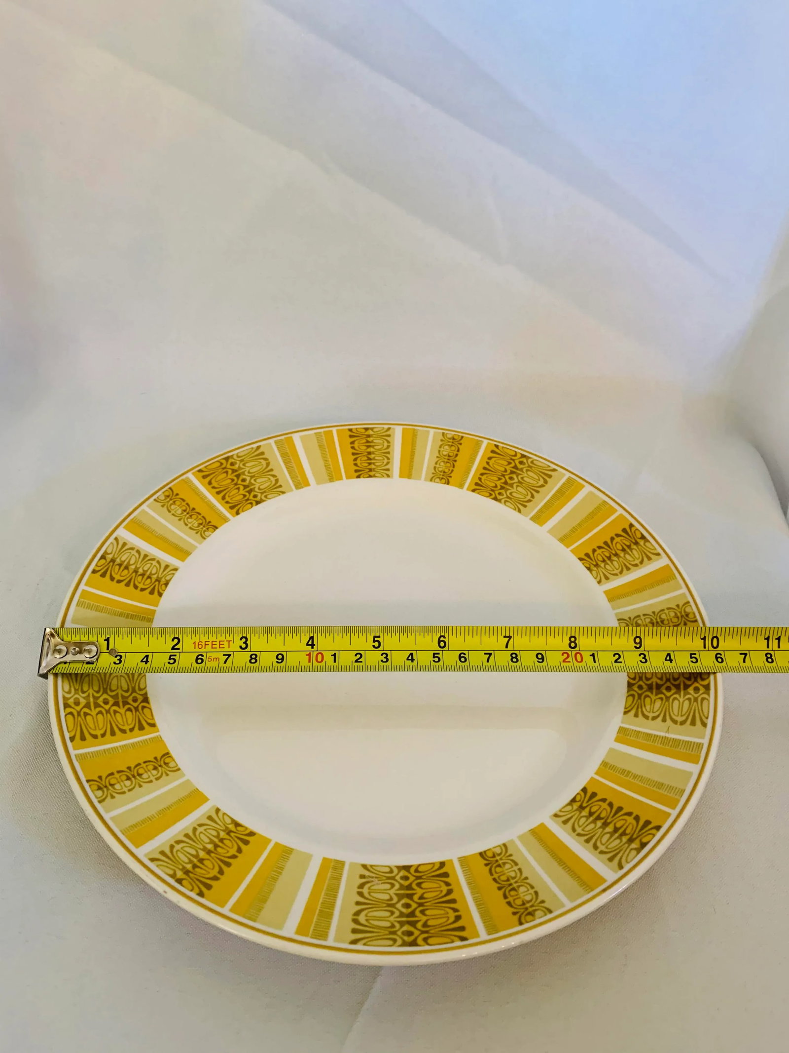 Mid-Century Franciscan Antigua Dinnerware Set - 11 Pieces - 12
