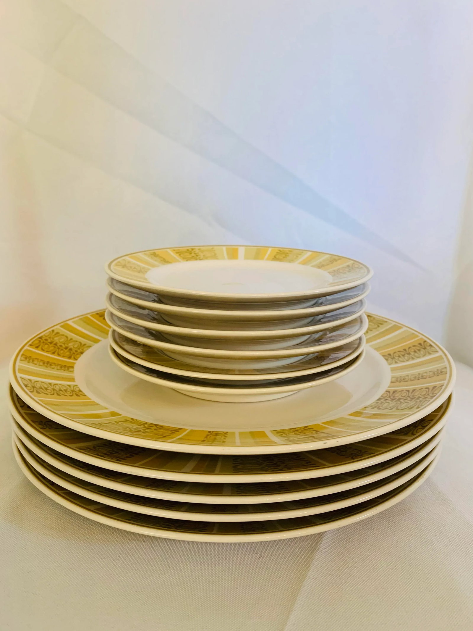 Mid-Century Franciscan Antigua Dinnerware Set - 11 Pieces - 2