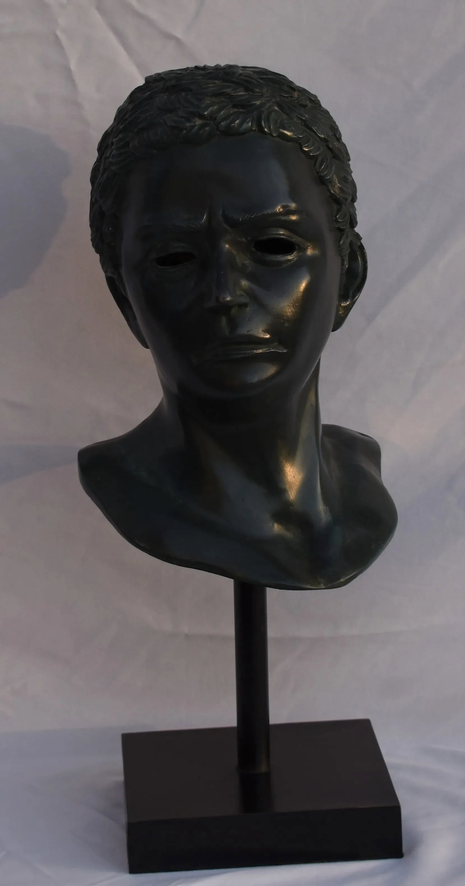 Mid 20th Century Bronze Classical Bust of a Greco Roman Philosopher Mounted on Base - 2