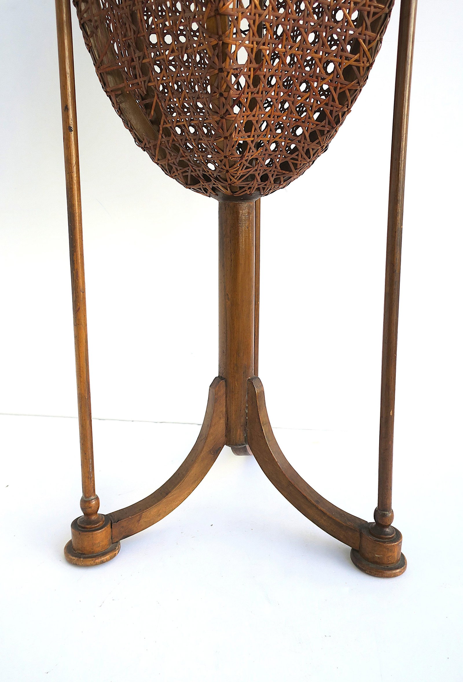 Wicker Cane Plant Stand, Circa Mid-20th Century - 7