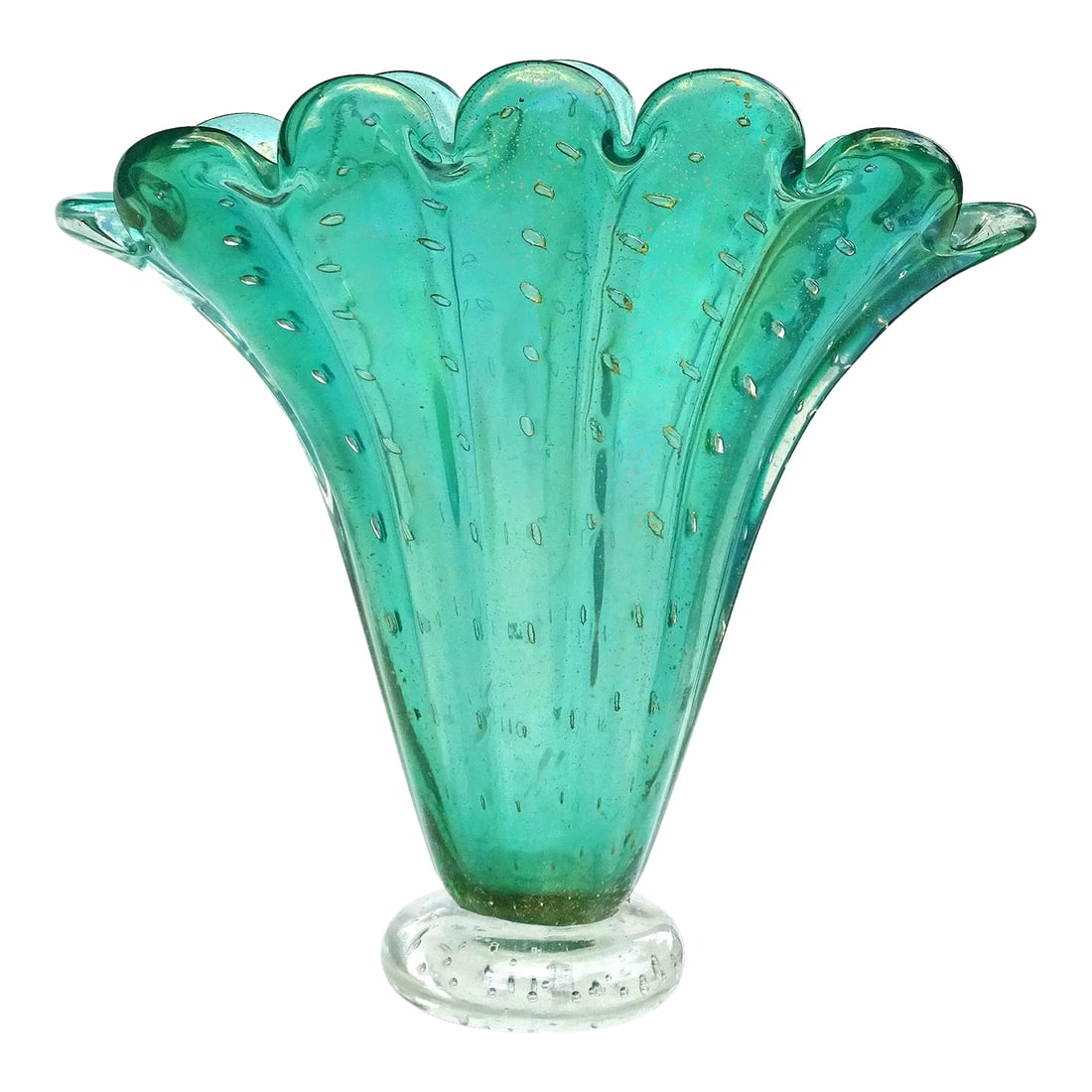 Vintage Murano Green Iridescent Gold Flecks Bubbles Italian Art Glass Fan Shape Scalloped Rim Flower: Beautiful vintage Murano hand blown Sommerso green, gold flecks and controlled bubbles Italian art glass flower vase with iridescent surface. Attributed to the Barovier e Toso company. The vase has a 