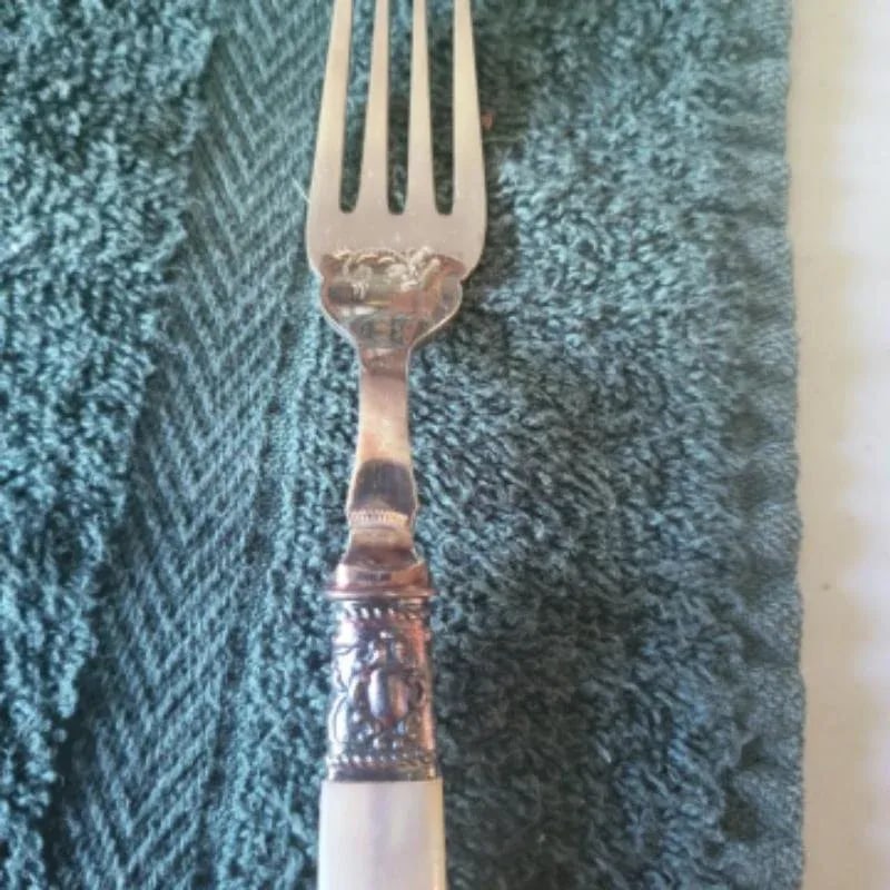 Vintage Victorian English Mother of Pearl Handles With Silverplate Fruit Knives & Forks- 12 Pieces - 5