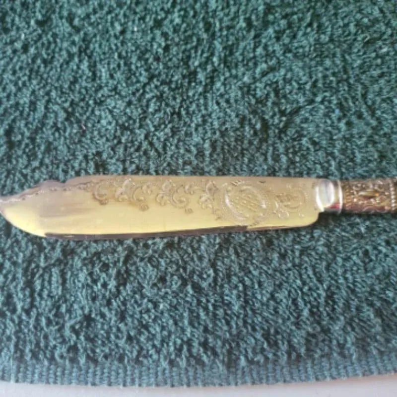 Vintage Victorian English Mother of Pearl Handles With Silverplate Fruit Knives & Forks- 12 Pieces - 7
