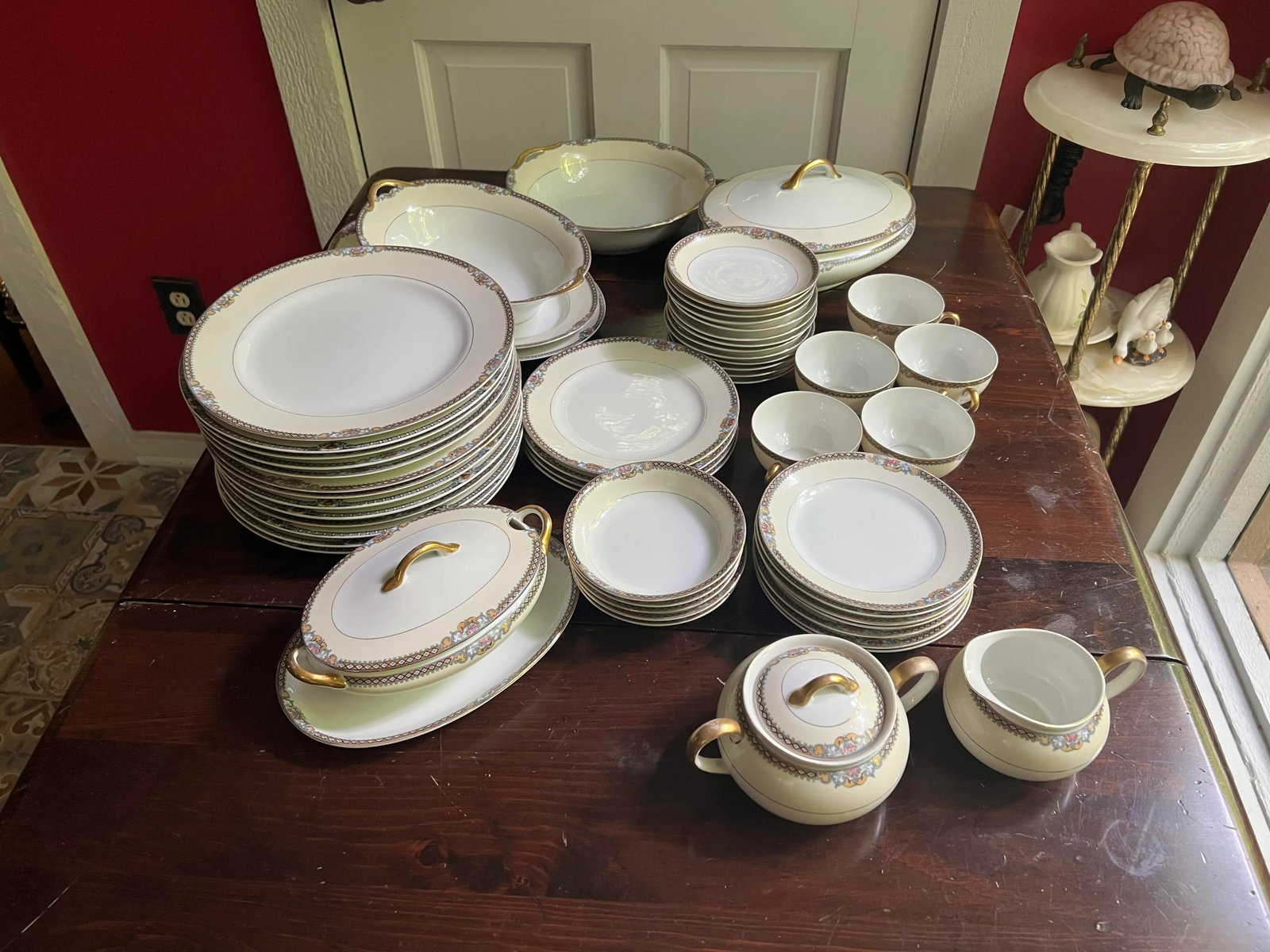 Antique Noritake Meringo, Made in Japan- 56 Pieces - 5