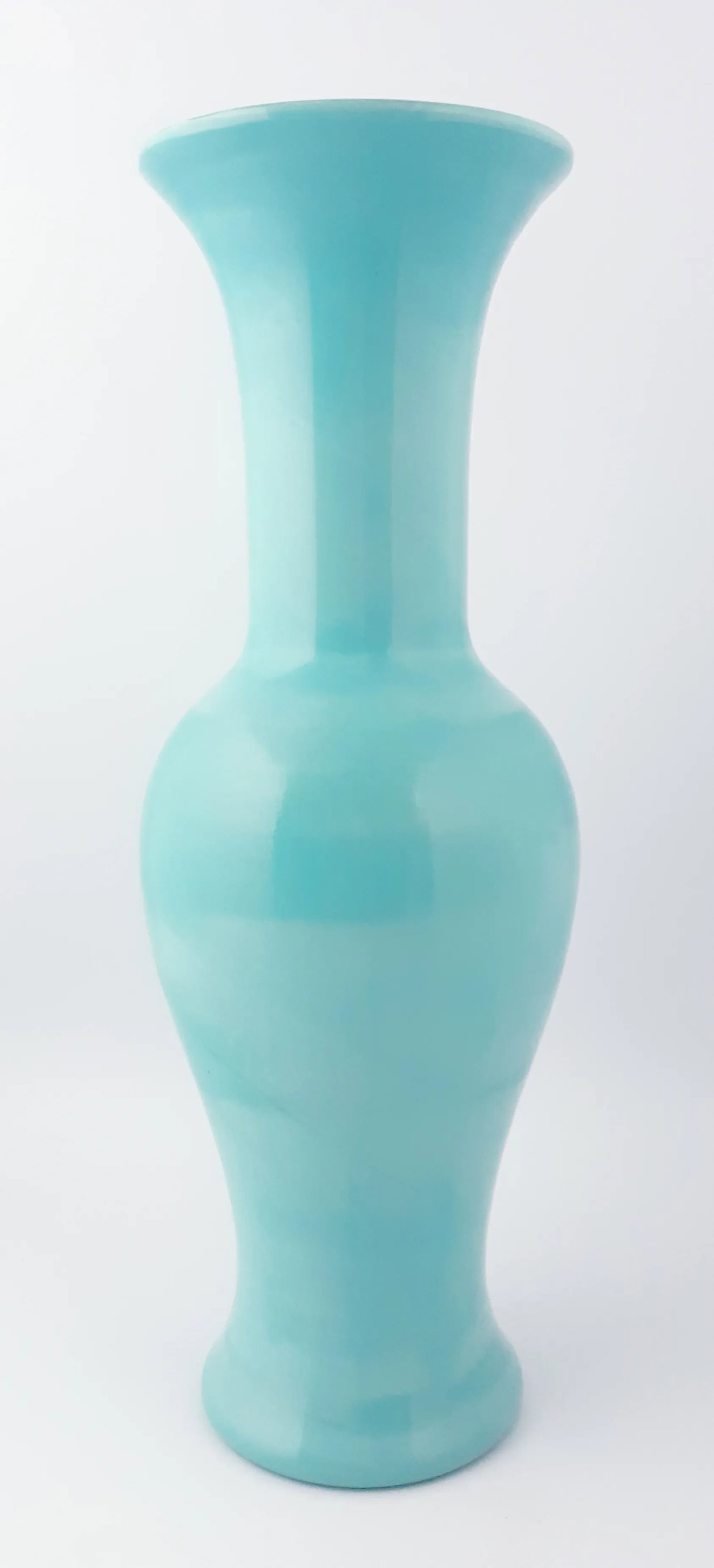 Early 20th Century Peking Glass Turquoise Liuyeping Vase - 4