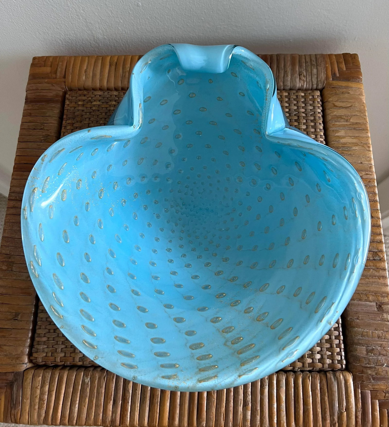 Mid 20th Century Turquoise Alfredo Barbini Murano Attributed Bowl in the Shape of a Shell - 2