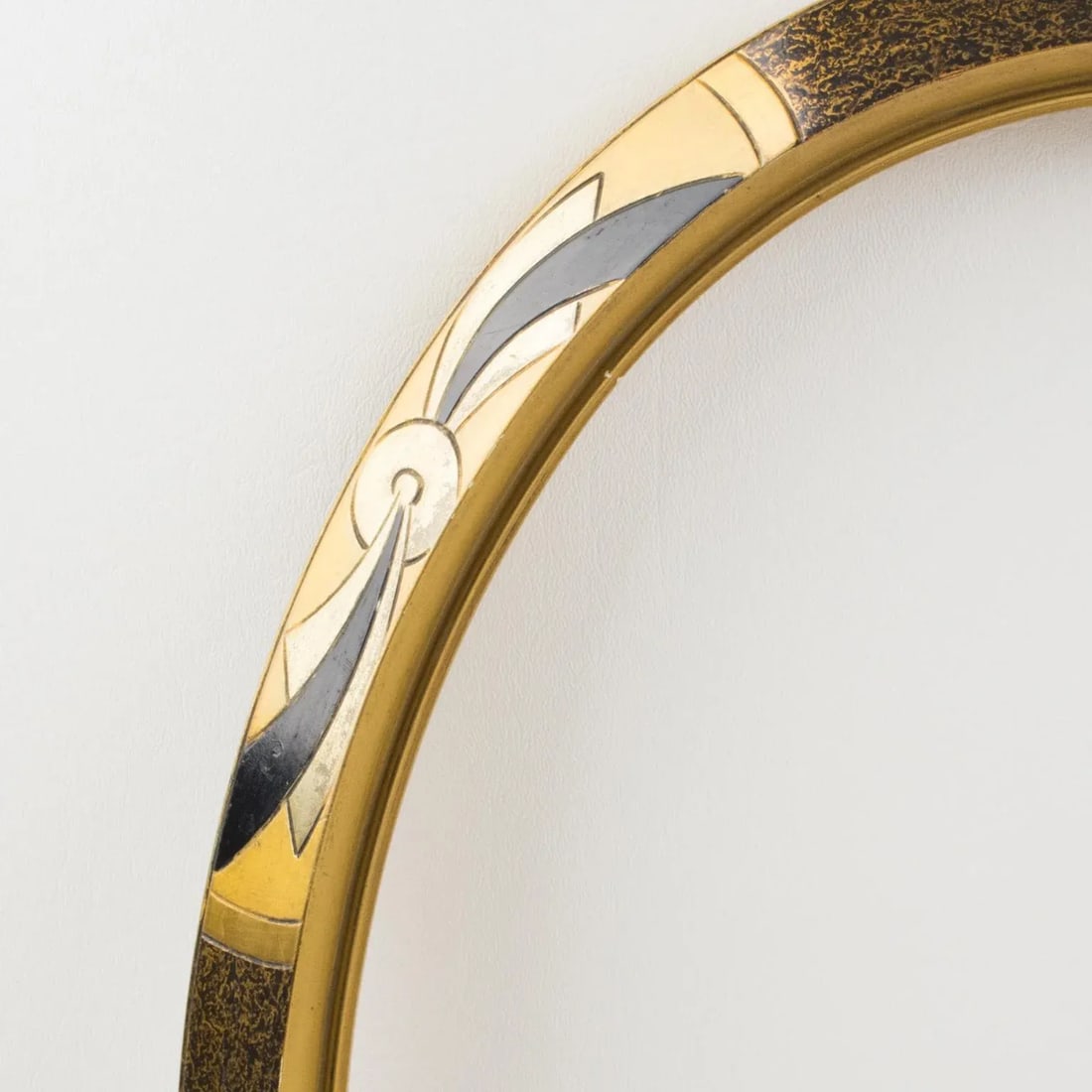 French Art Deco Gilded Wood Ovoid Frame for Painting, Drawing or Mirror - 4
