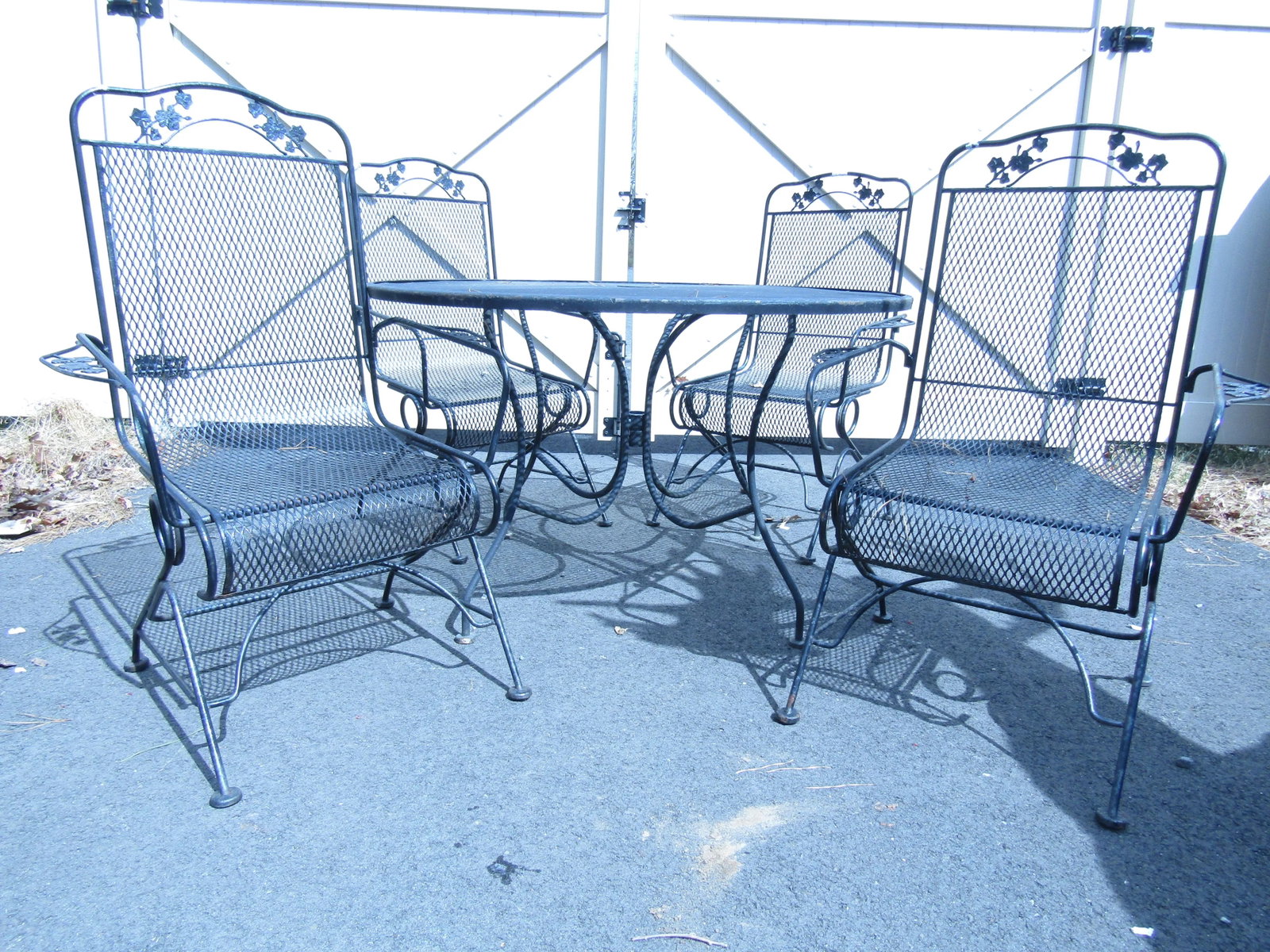 Vintage Metal Outdoor Dining Set - 2