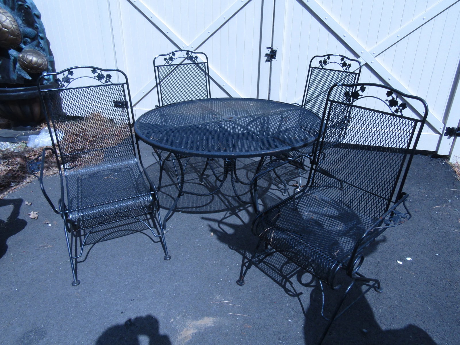 Vintage Metal Outdoor Dining Set - 3