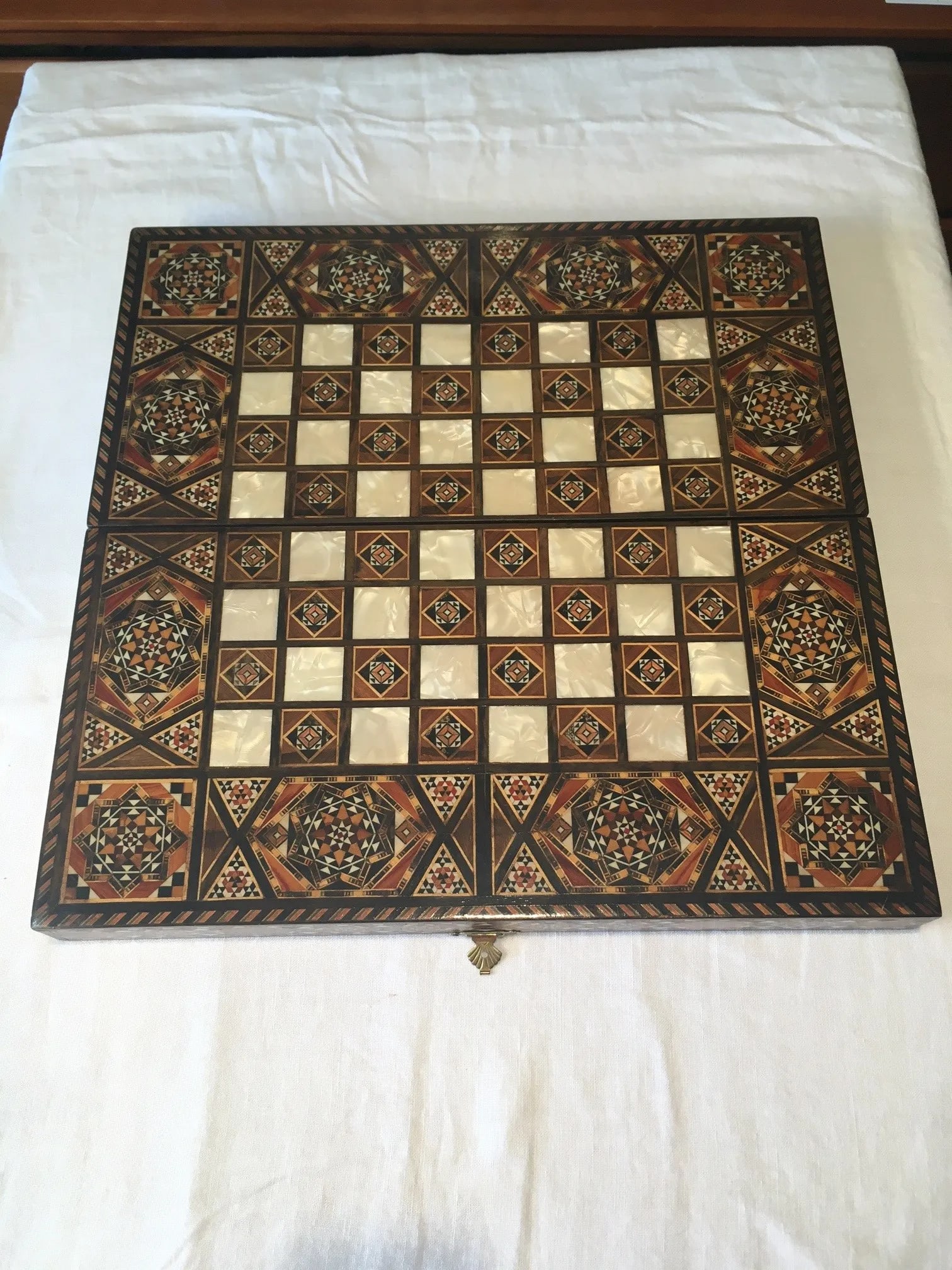Vintage 1970s Moroccan Inlaid Mosaic Inlaid Backgammon and Chess Box - 3