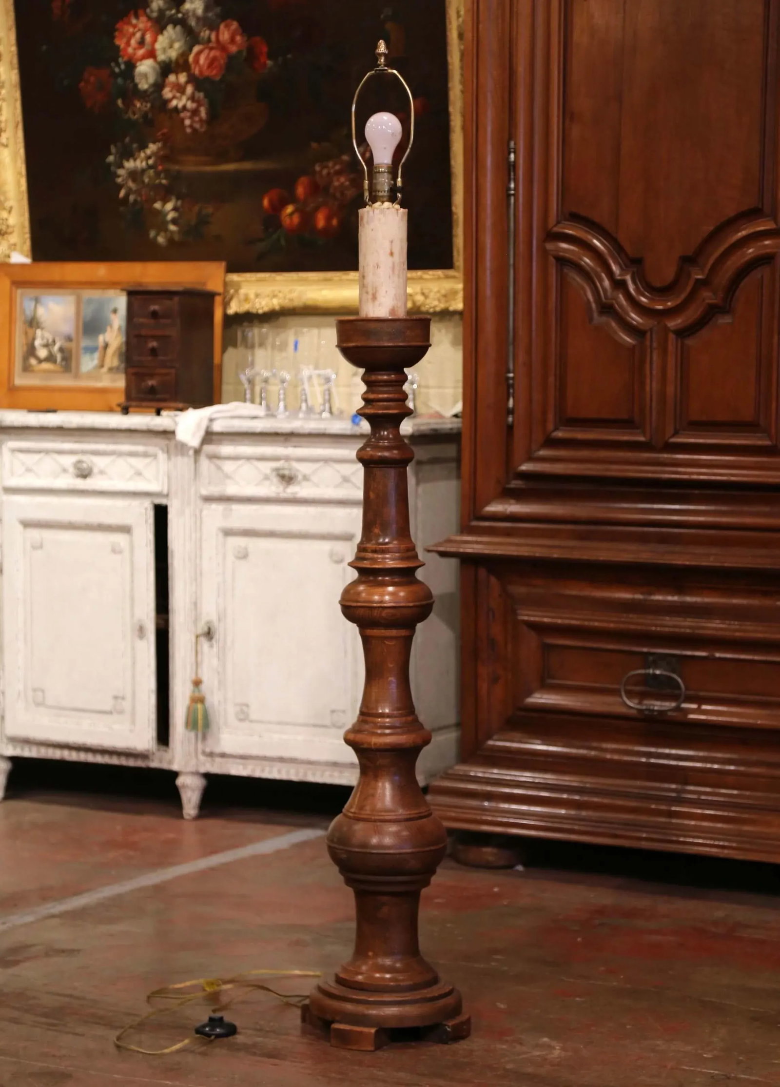 Mid-Century French Louis XIII Carved Oak Floor Lamp With Beige Shade - 2