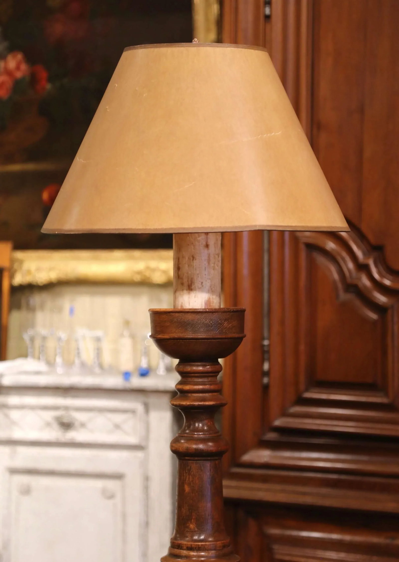 Mid-Century French Louis XIII Carved Oak Floor Lamp With Beige Shade - 4