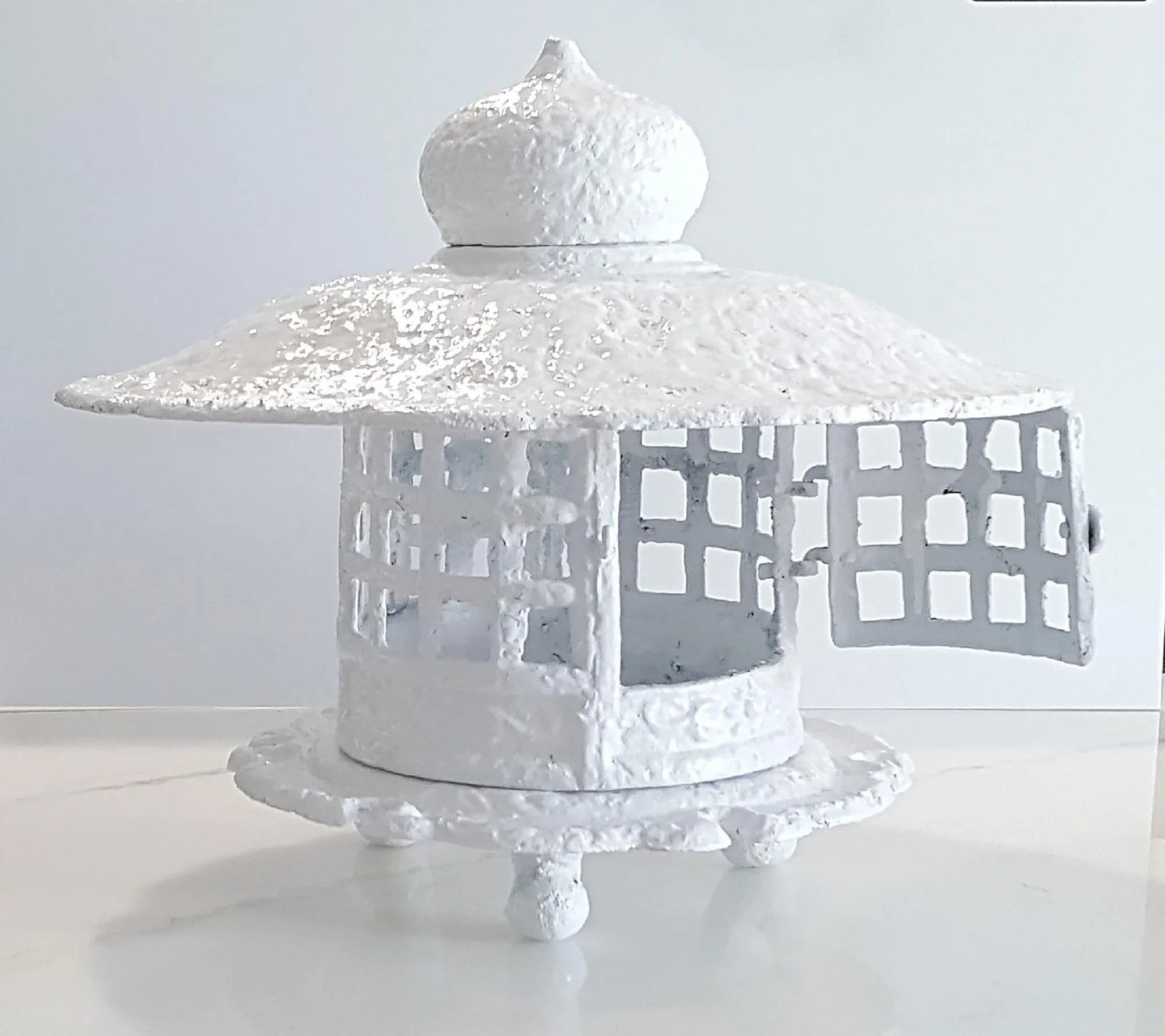 1960s White Gloss Enamel Cast Iron Pagoda Garden Lanterns - a Pair - 6
