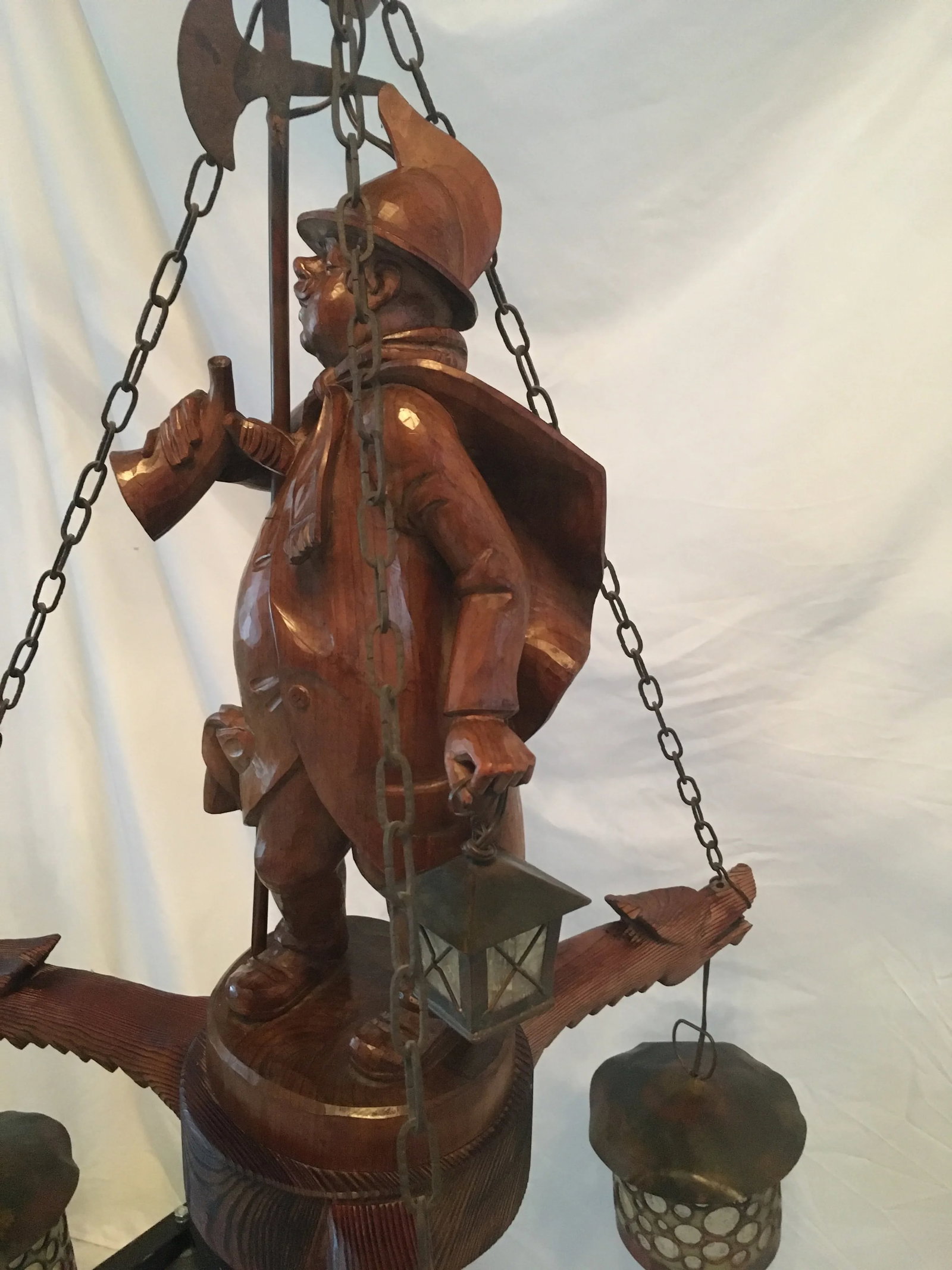 1930s German Carved Night Watchman Chandelier - 11