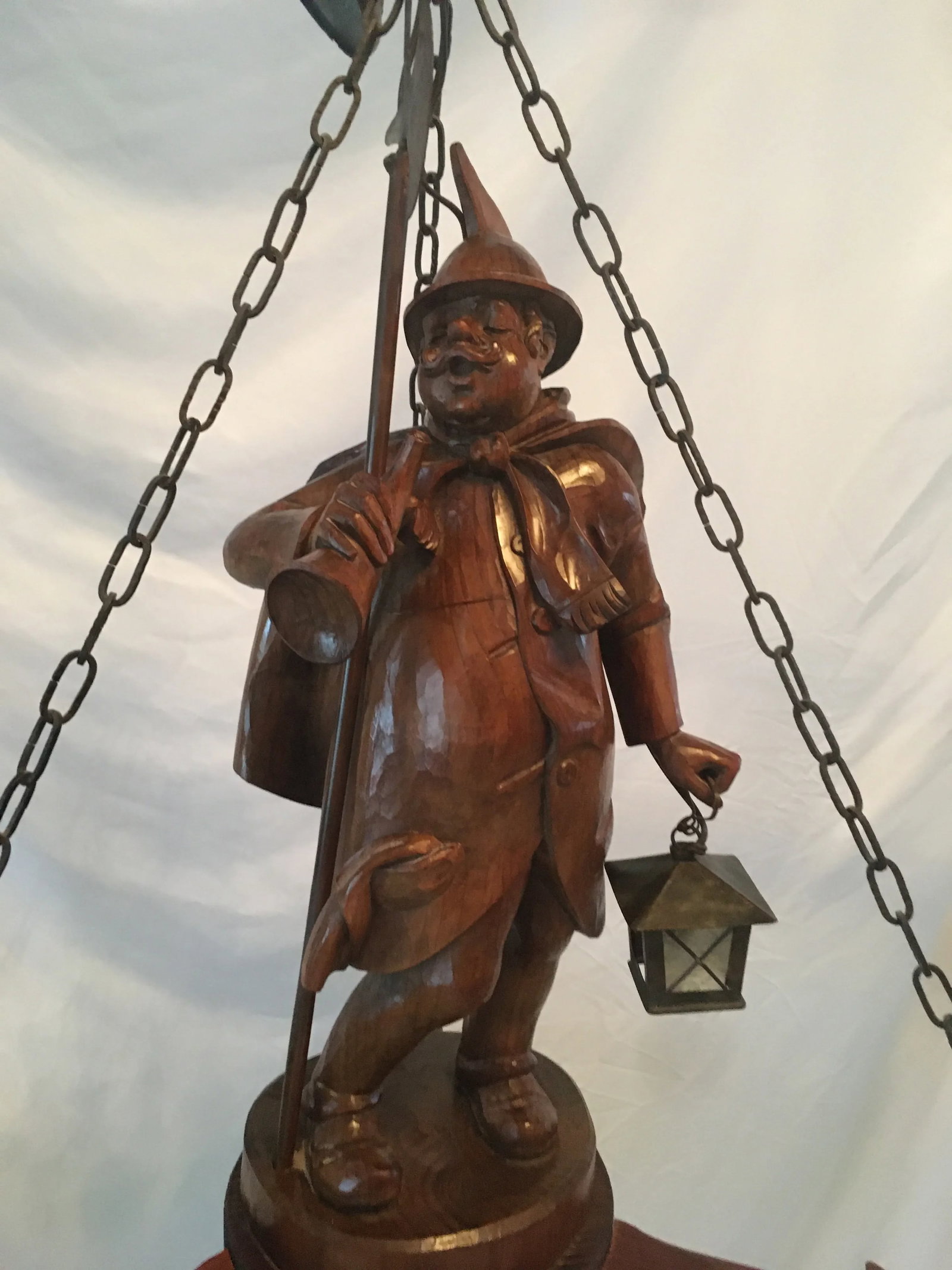 1930s German Carved Night Watchman Chandelier - 7