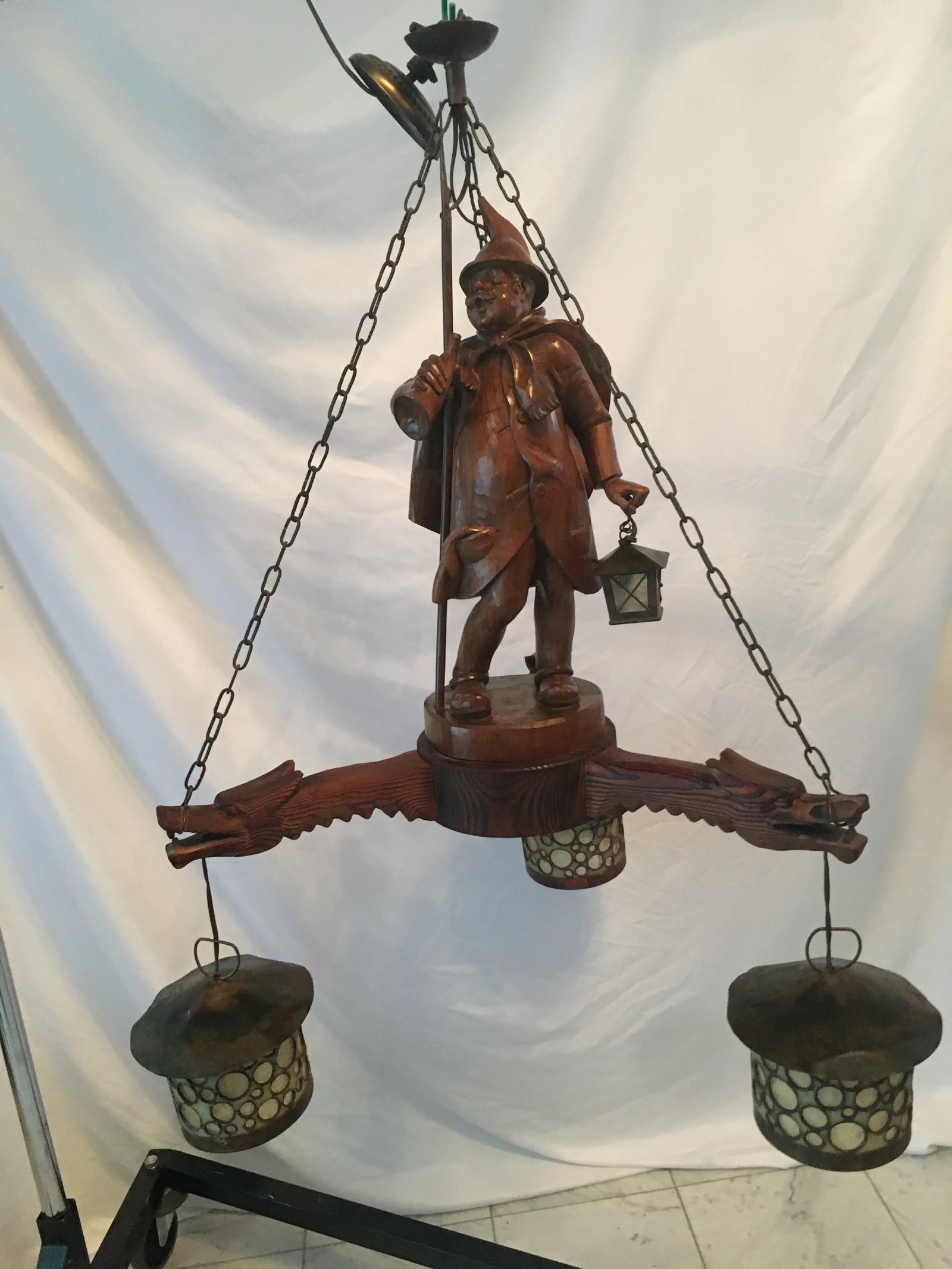 1930s German Carved Night Watchman Chandelier - 9