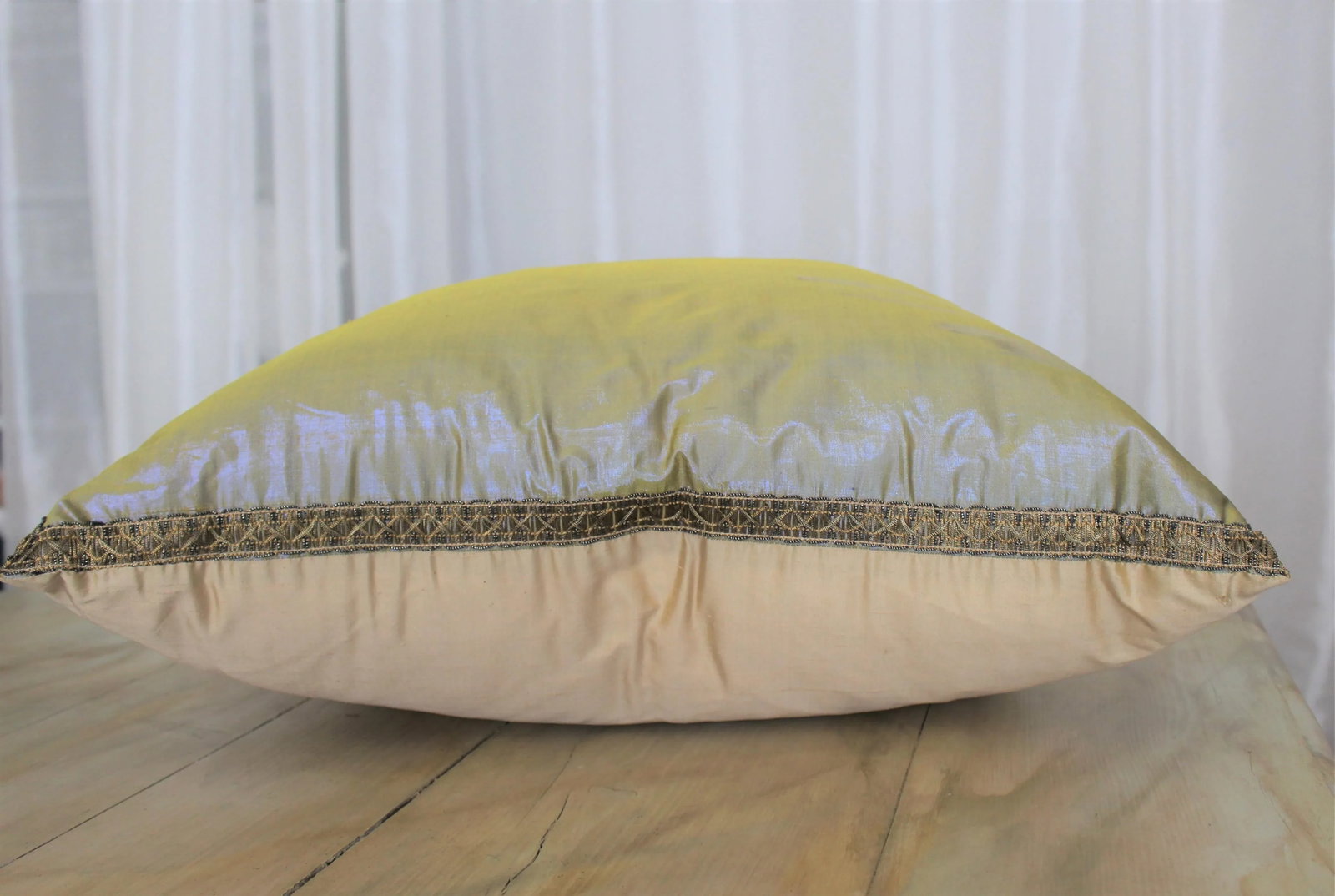 Isabelle H. Dual Color Metallic Silk Pillow - 5
