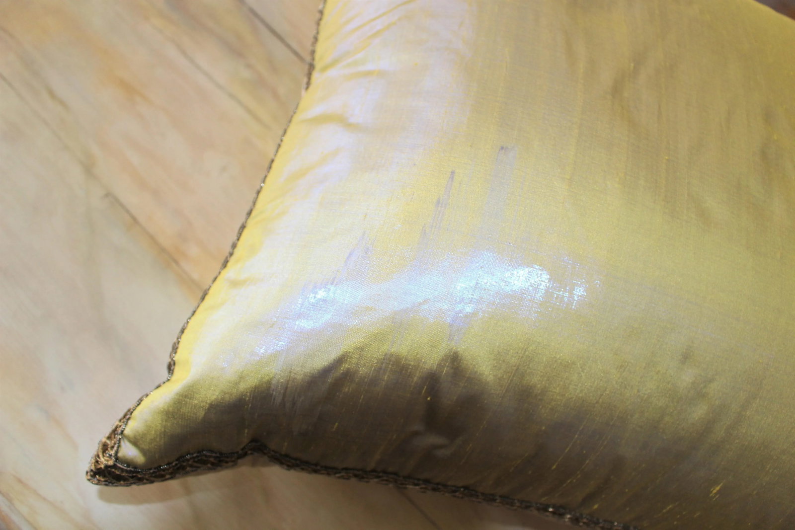 Isabelle H. Dual Color Metallic Silk Pillow - 6
