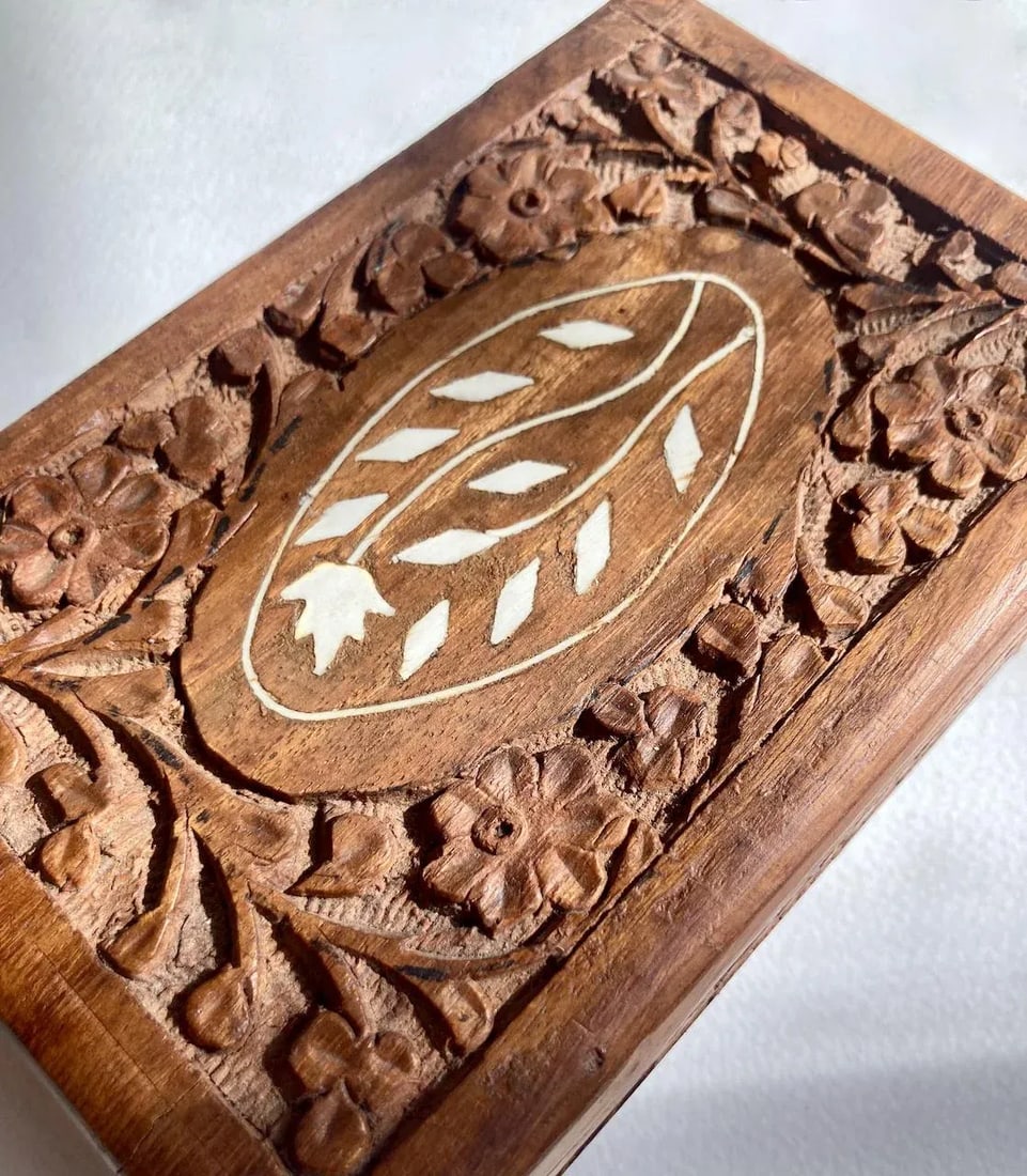 1970's Hand Carved Himalayan Sheesham Wood Jewelry Box - 5