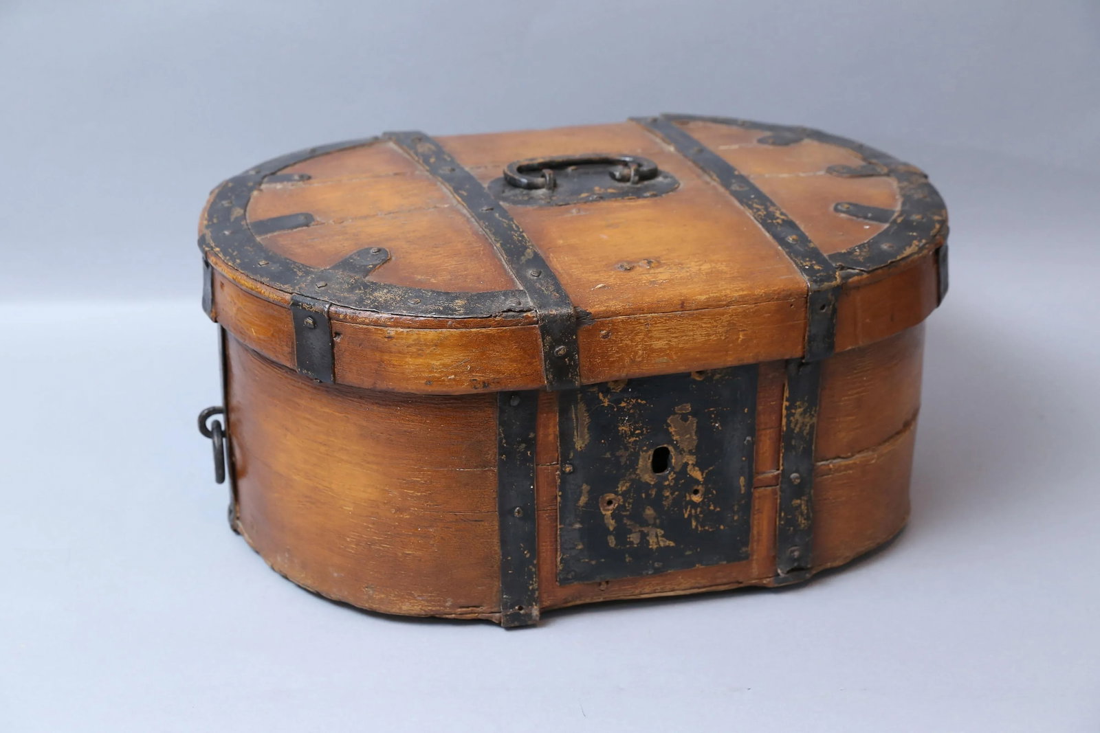 19th-Century Swedish Baroque Box With Iron Mounts - 2