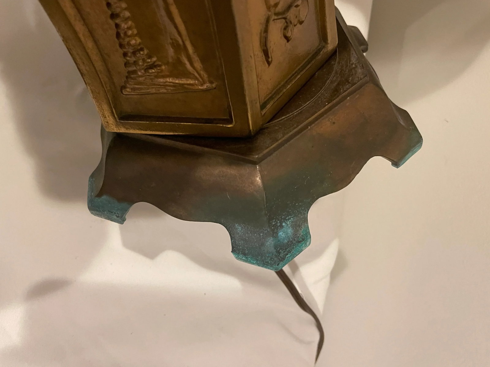 Mid 20th Century Vintage Heavy Brass Hollywood Regency Lamps - a Pair - 3