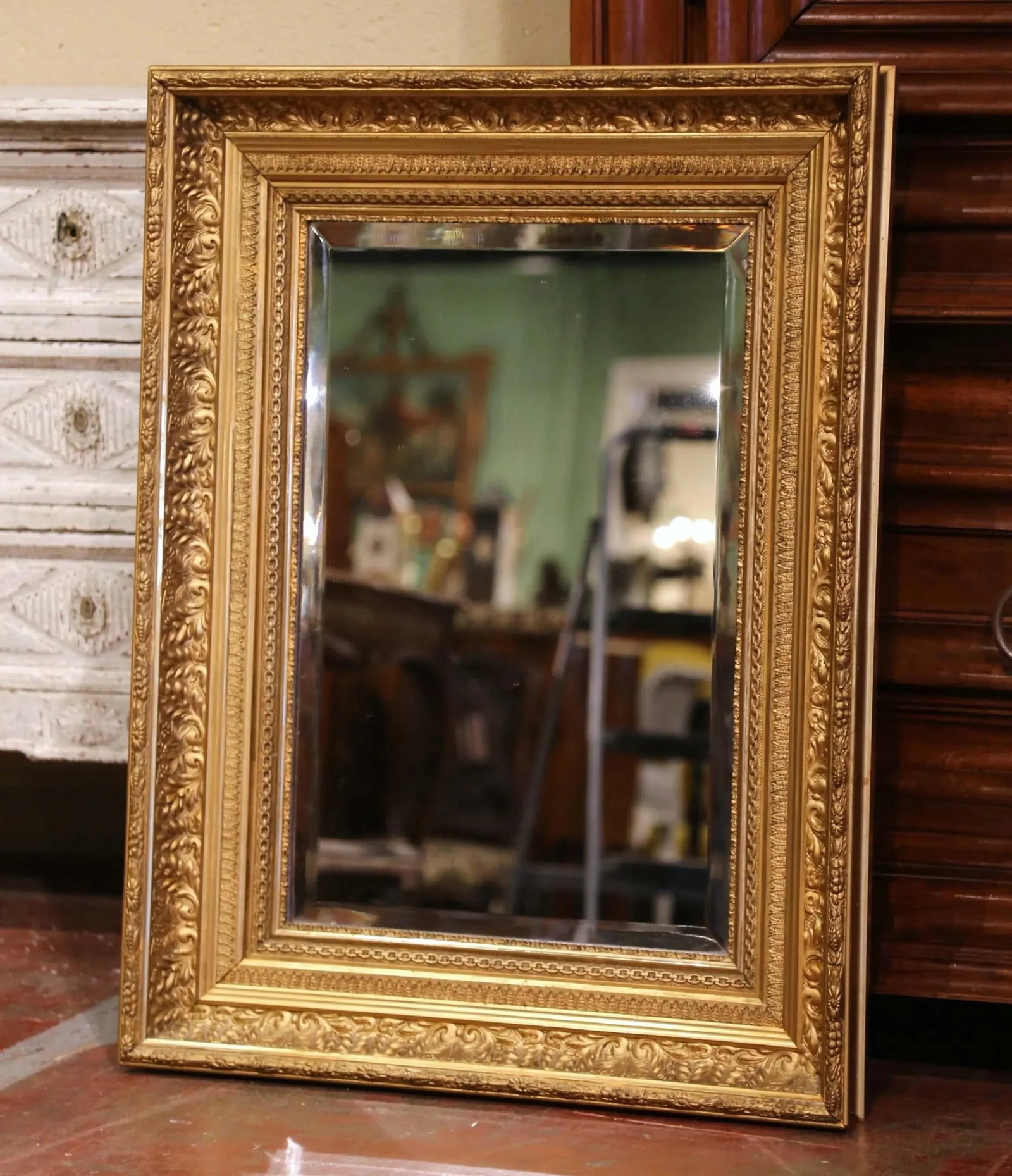 19th Century French Napoleon III Carved Giltwood Wall Mirror - 2