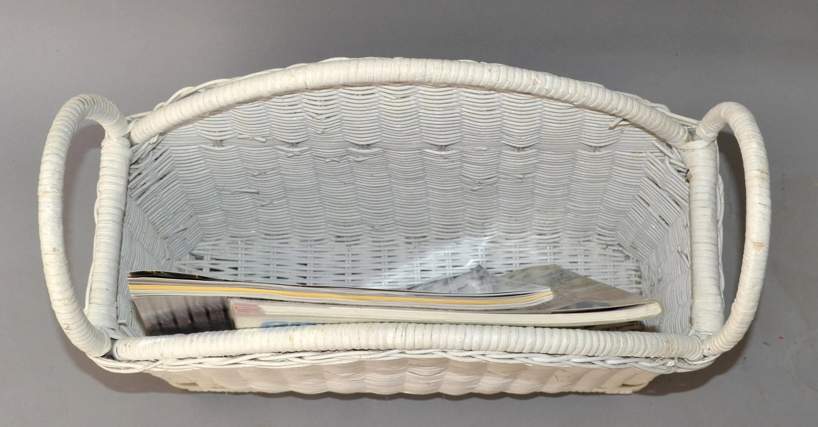 Bohemian Chic White Bleached Magazine Rack Handwoven Wicker & Rattan 1970 - 8
