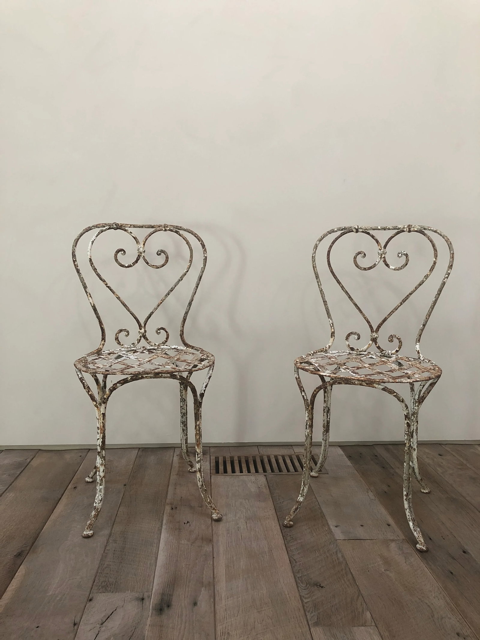 Pair of 19th Century French Painted Iron Garden Chairs - 2