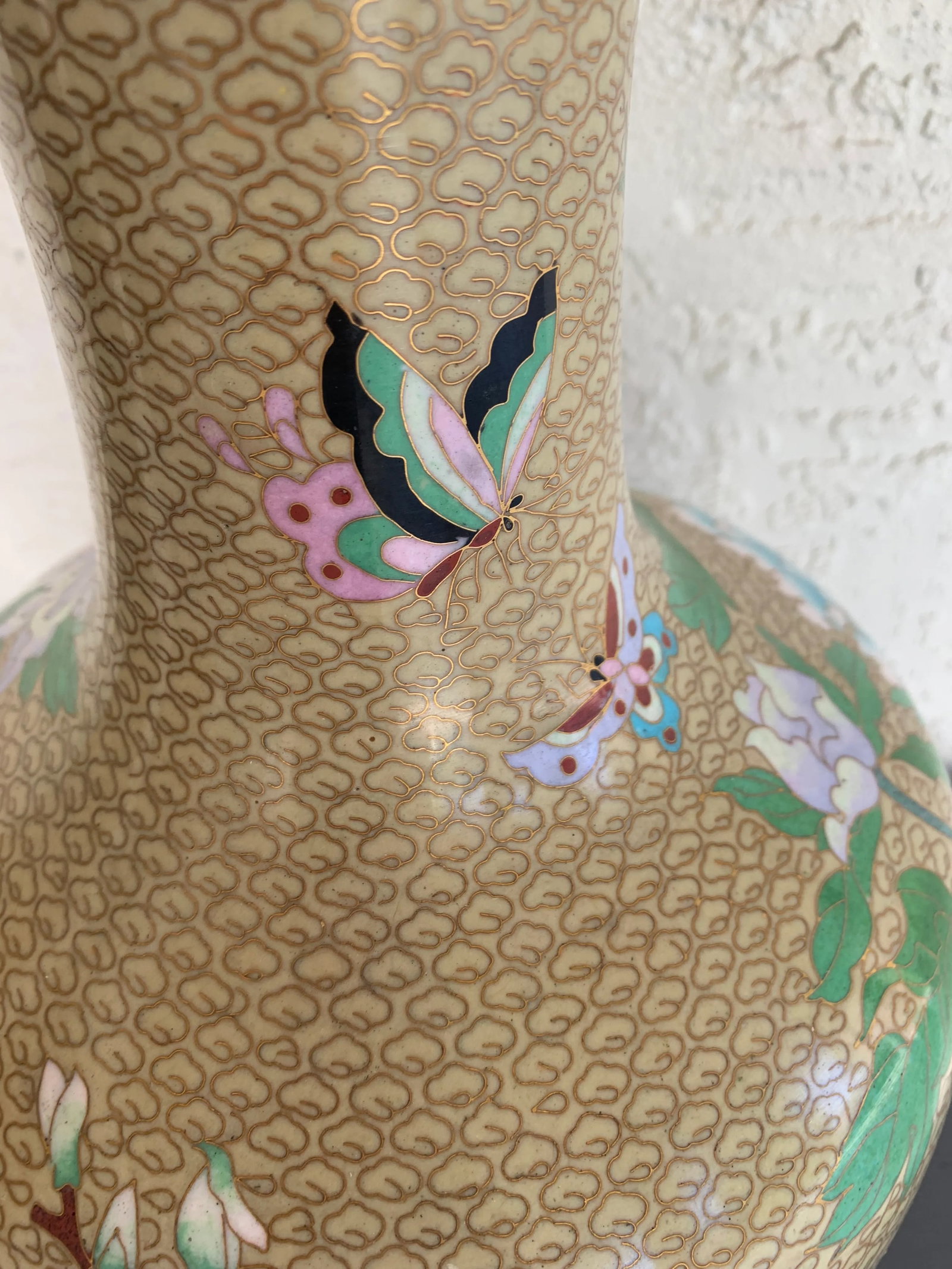 Mid 20th Century Large Cloisonne Butterfly & Flower Vase - 3